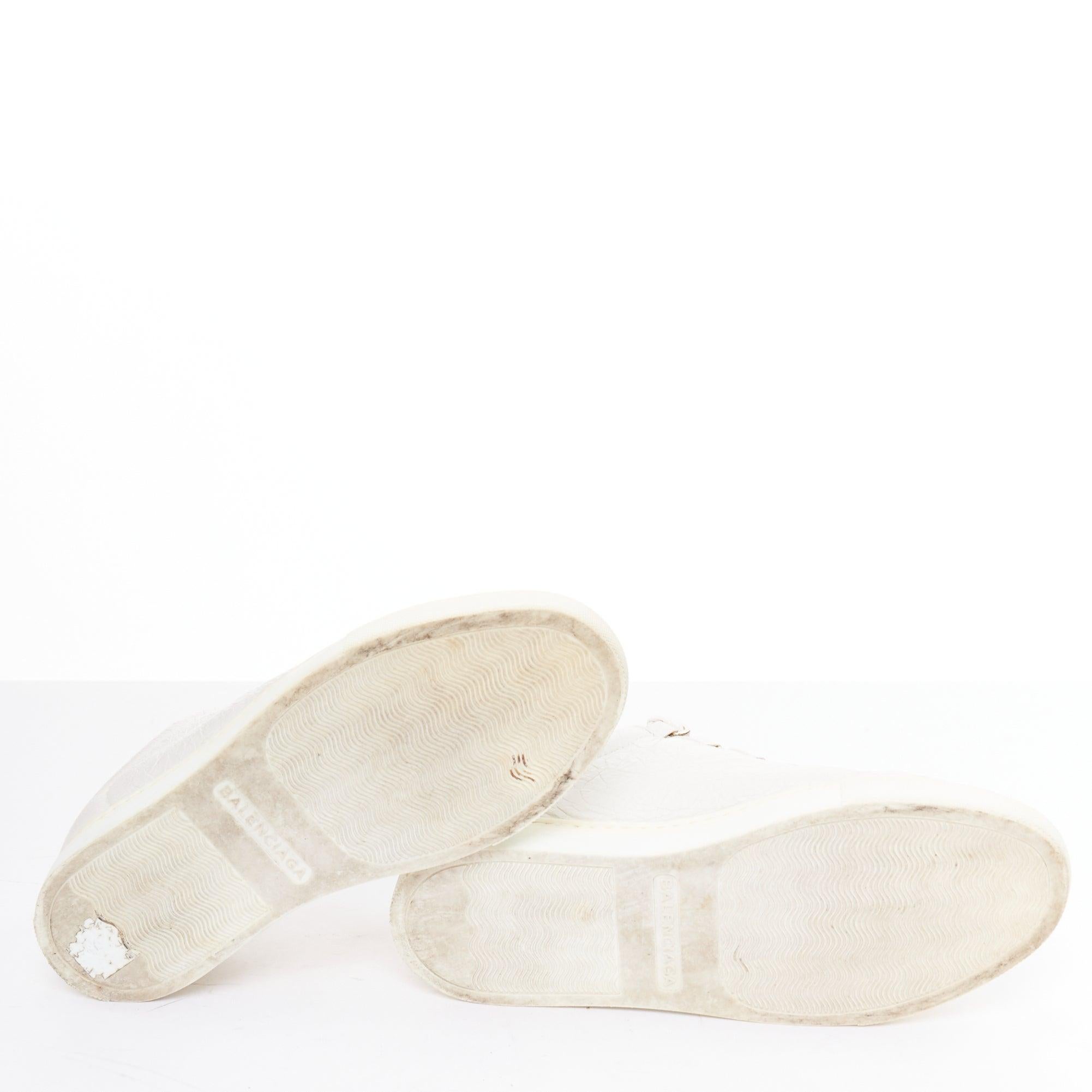 BALENCIAGA Arena baskets à lacets en cuir grainé écru EU35 en vente 6
