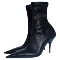 Balenciaga, Avenue bootie in black stretch leather