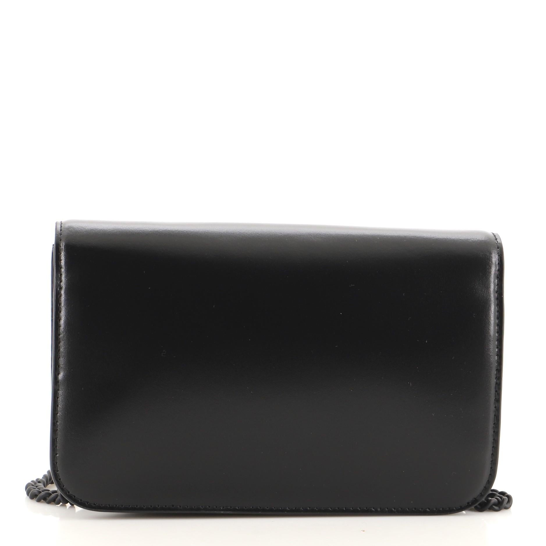 Balenciaga B Dot Portemonnaie an Kette aus Leder im Zustand ��„Gut“ in NY, NY