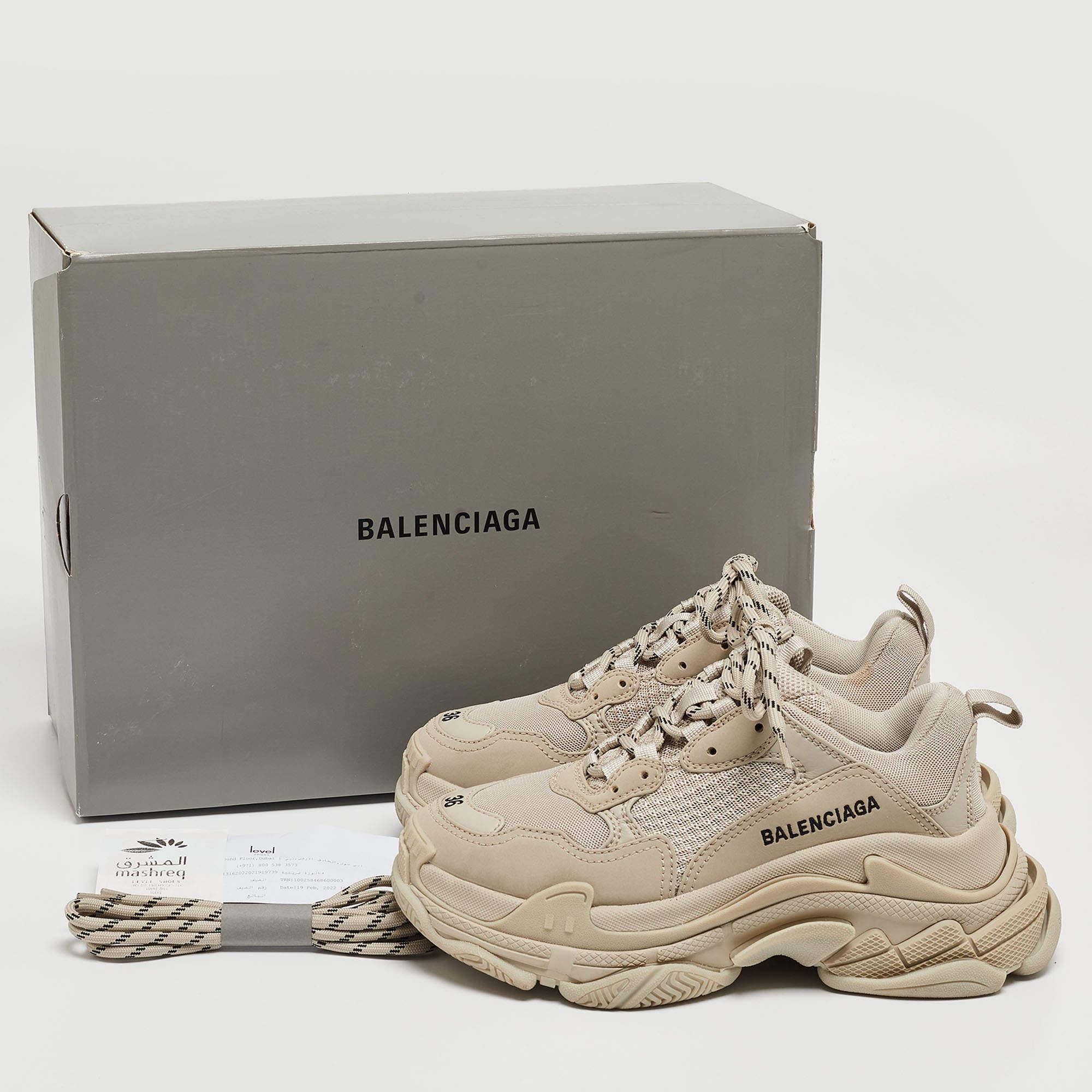Balenciaga Beige Faux Leather and Mesh Triple S Sneakers Size 36 For Sale 5