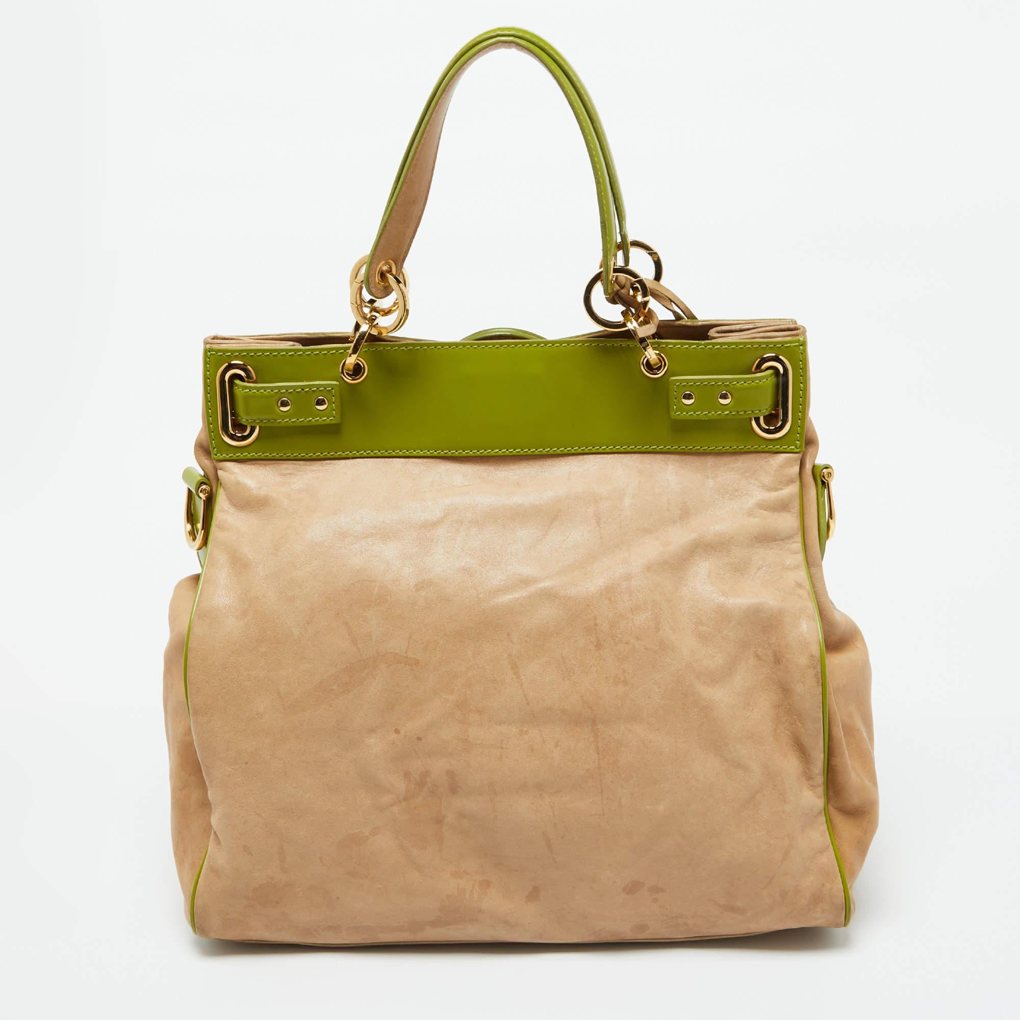 Balenciaga Beige/Green Leather Lune Tote In Fair Condition For Sale In Dubai, Al Qouz 2