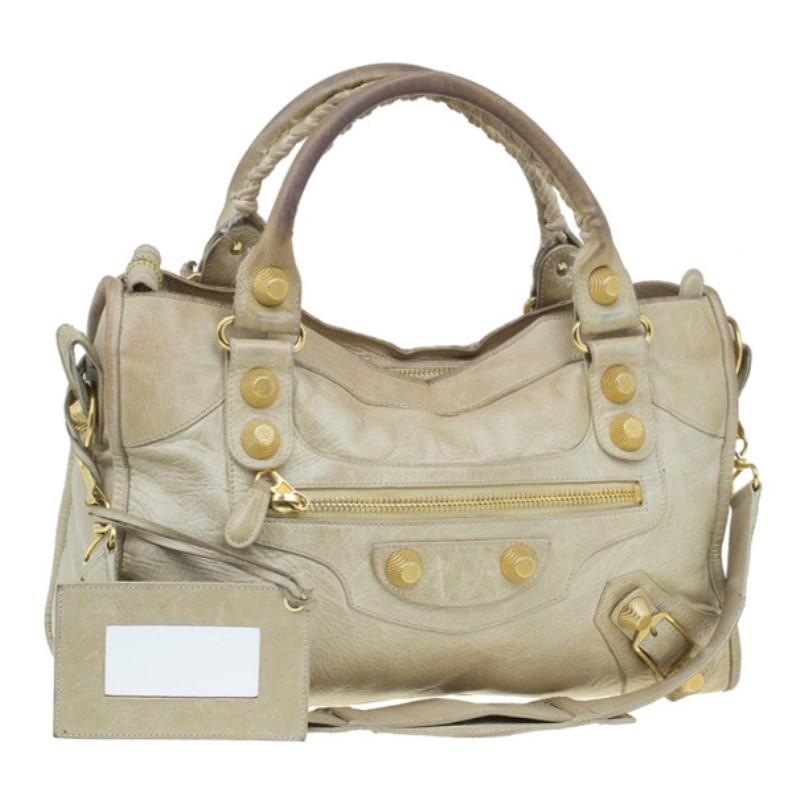 Balenciaga Beige Lambskin Classic City Tote In Good Condition In Dubai, Al Qouz 2