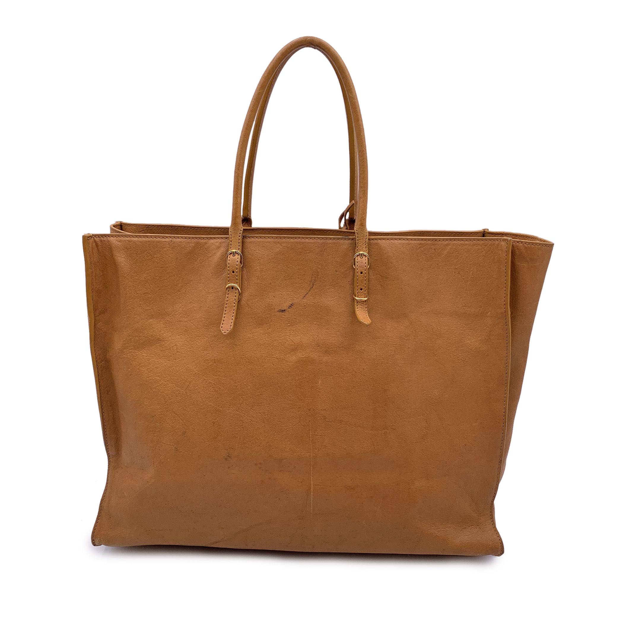Balenciaga Beige Leder Papier A4 Große Tote Bag Handtasche im Zustand „Gut“ im Angebot in Rome, Rome