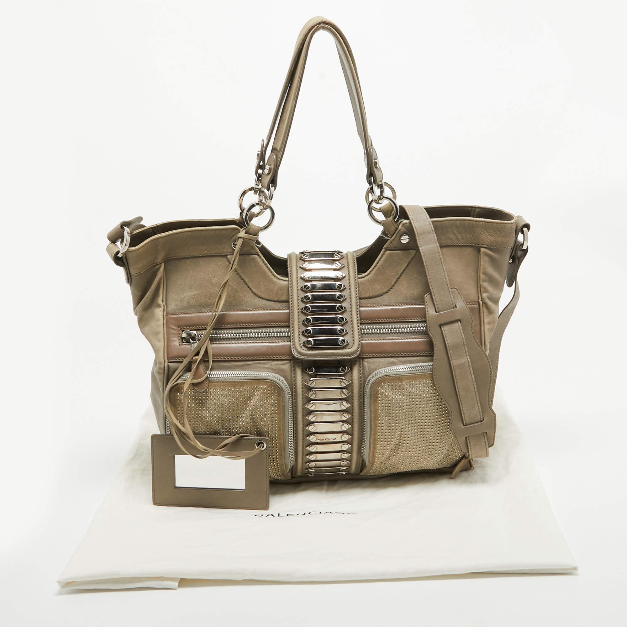 Balenciaga Beige Leather Studded Sac Clous Motorcycle Bag For Sale 6