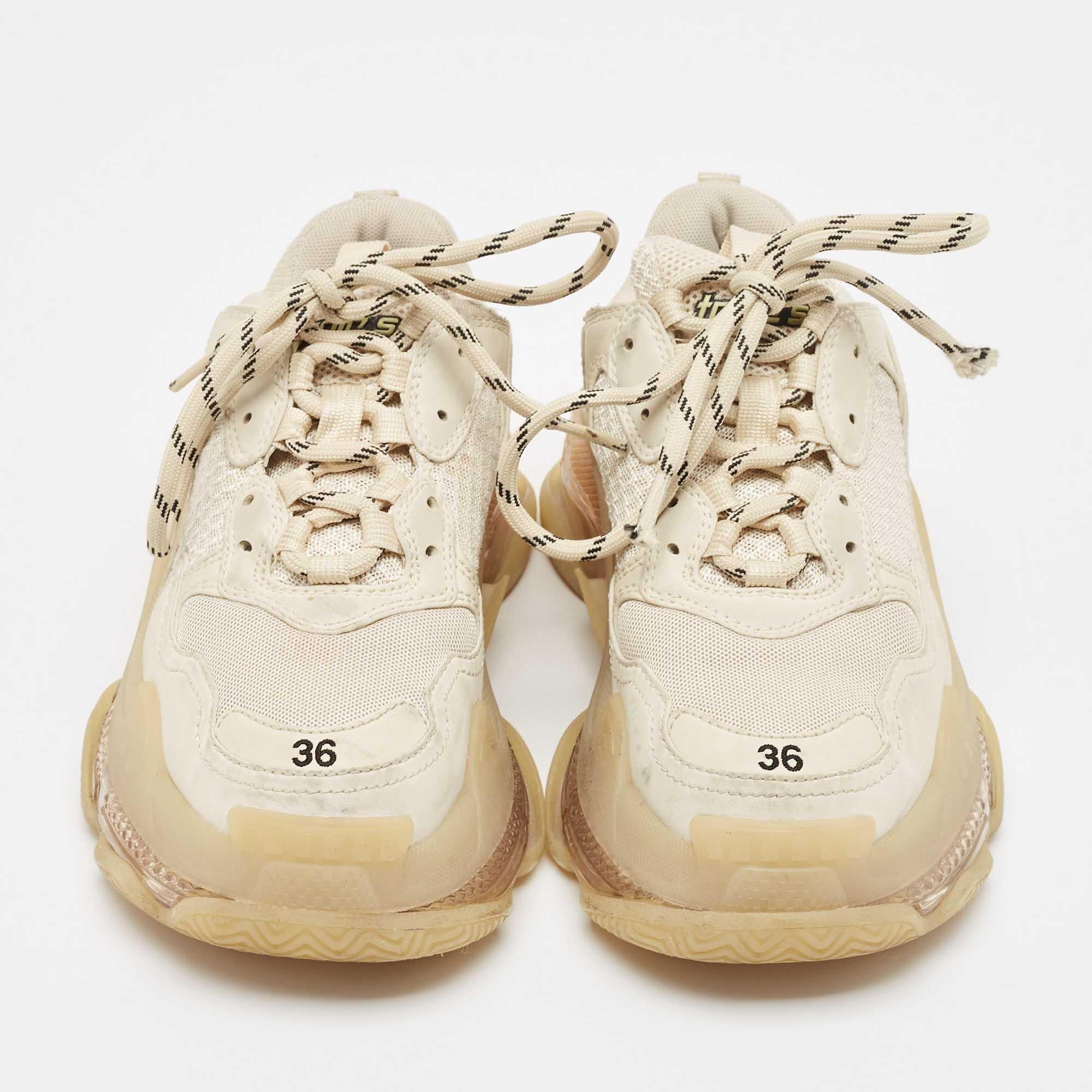 Balenciaga Beige Mesh and Faux Leather Triple S Sneakers Size 36 In Fair Condition For Sale In Dubai, Al Qouz 2