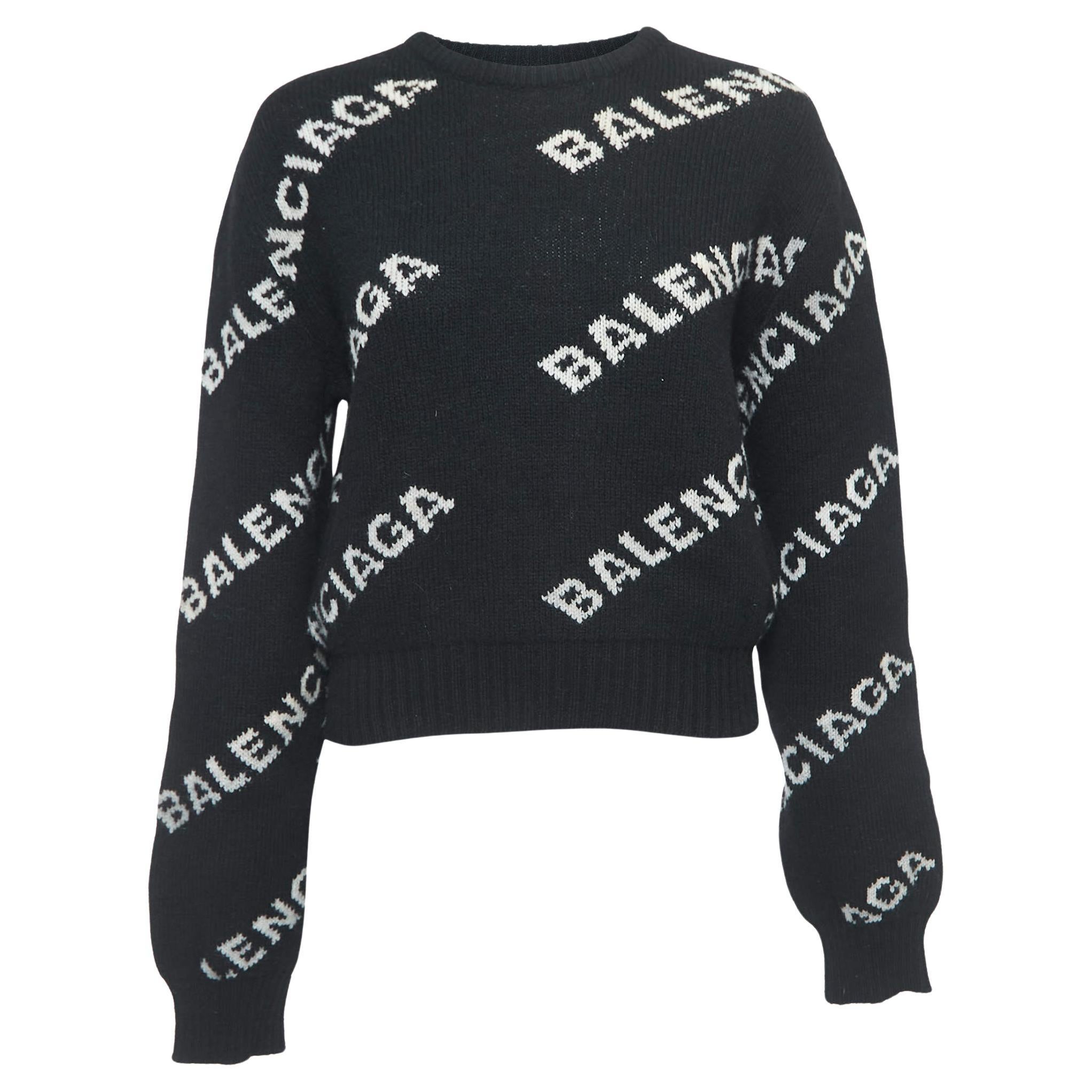 Balenciaga - Pull en laine mélangée avec logo sur toute la surface - Noir S en vente