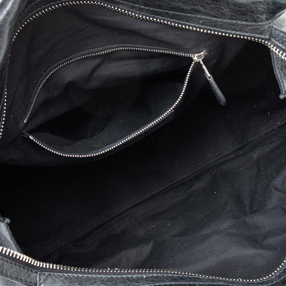 Balenciaga Black Anthracite Leather Giant Hardware Midday Bag In Good Condition In Dubai, Al Qouz 2
