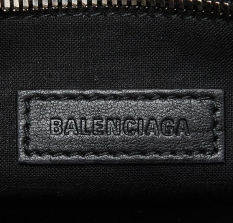 Balenciaga Borsa nera BB Monogram in tela XS Neo Cagole in vendita 5