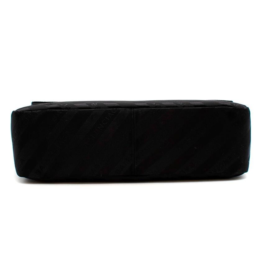 Balenciaga Black BB Round Small Shoulder Bag - New Season In Excellent Condition In London, GB