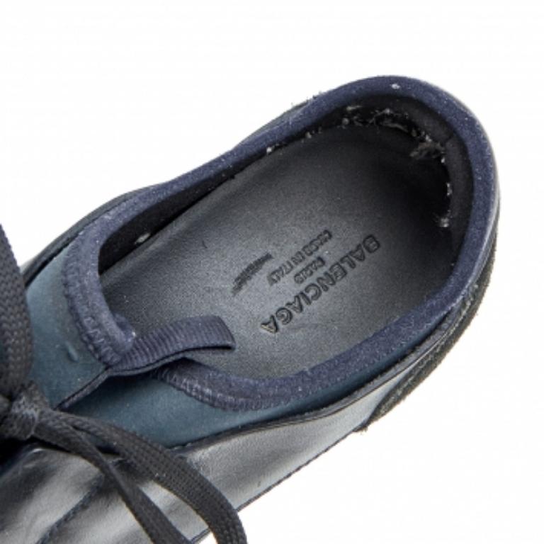Noir Balenciaga - Baskets Race Runner en cuir et maille noir/bleu - Taille 38 en vente