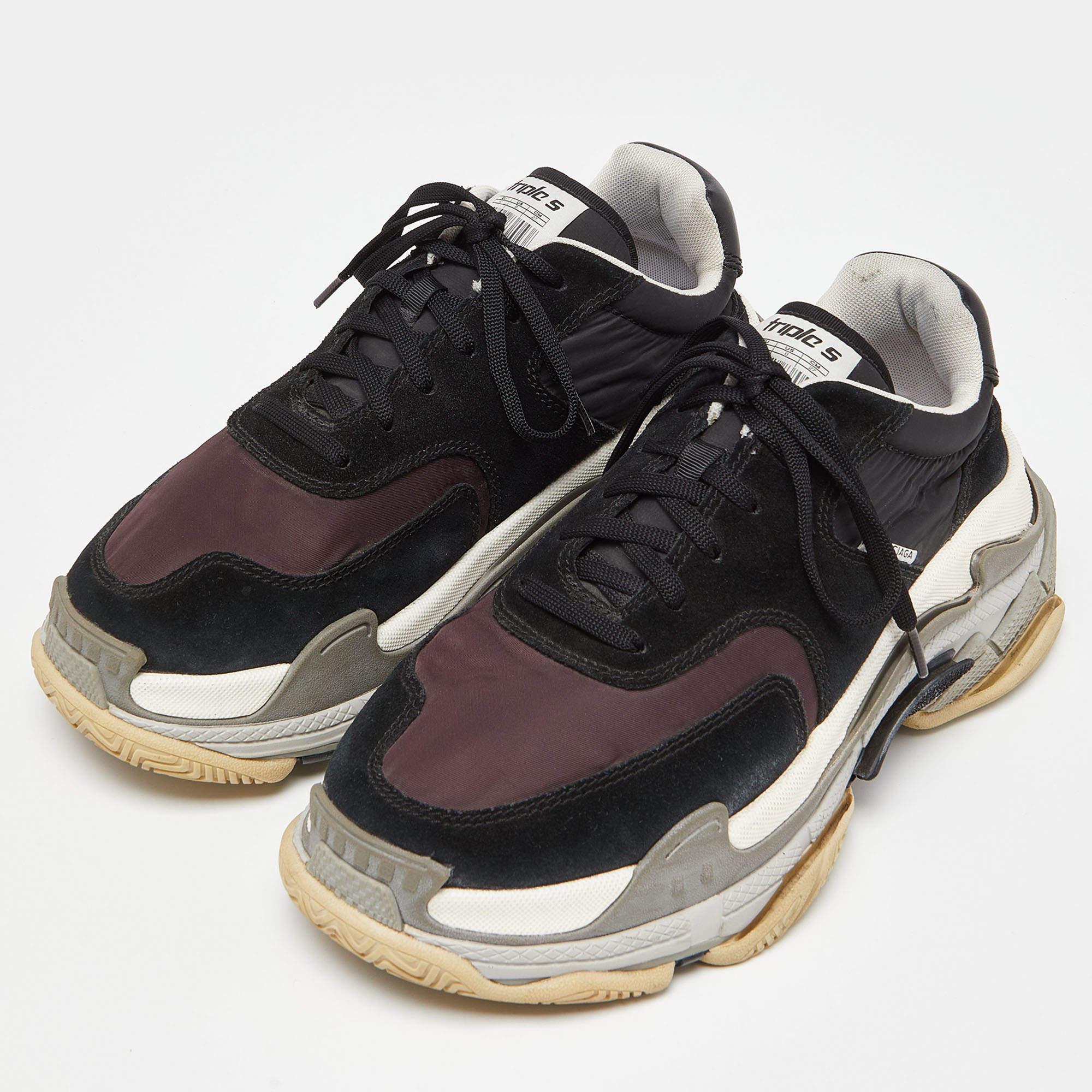 Balenciaga Black/Burgundy Suede and Nylon Triple S Sneakers Size 41 For Sale 2