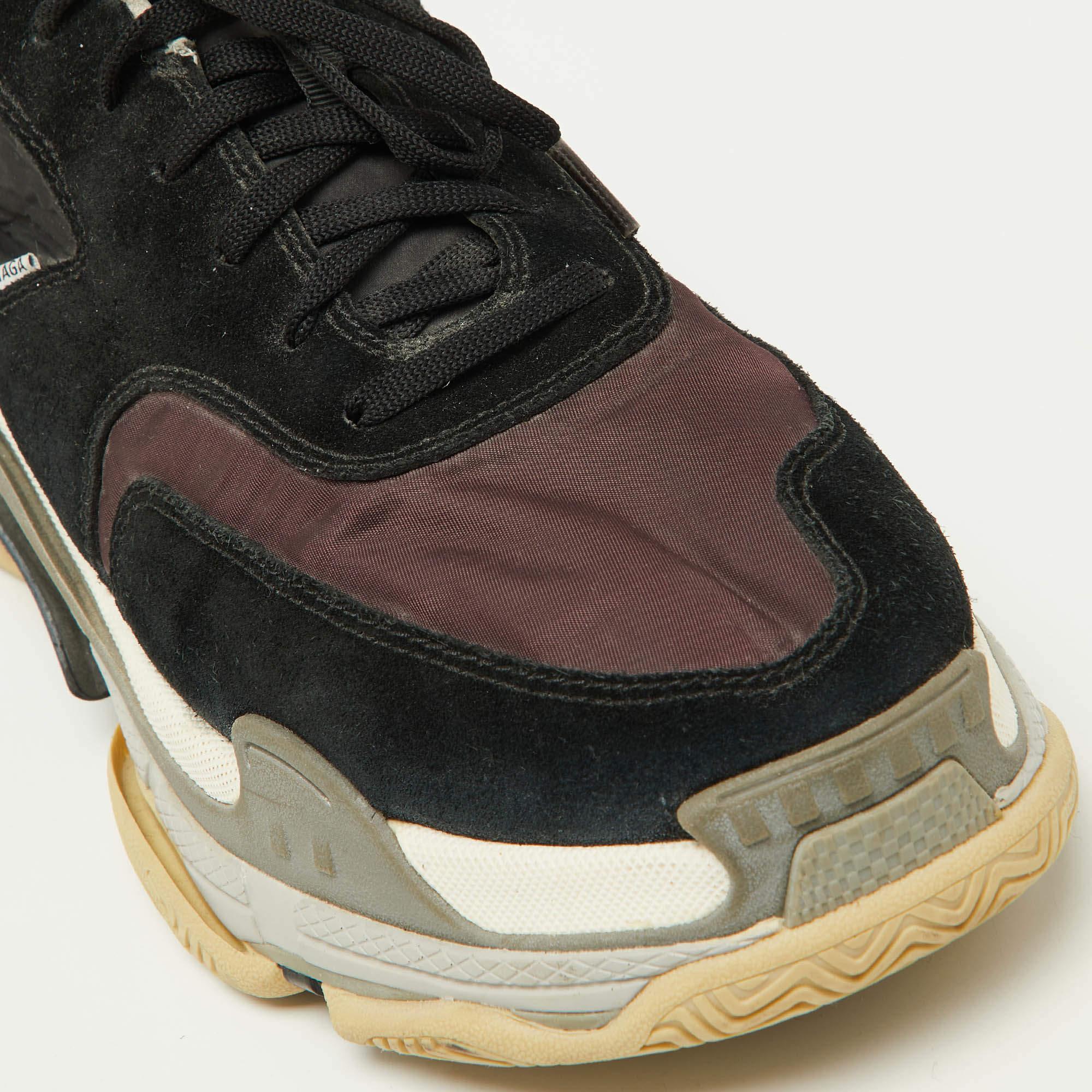 Balenciaga Black/Burgundy Suede and Nylon Triple S Sneakers Size 42 3