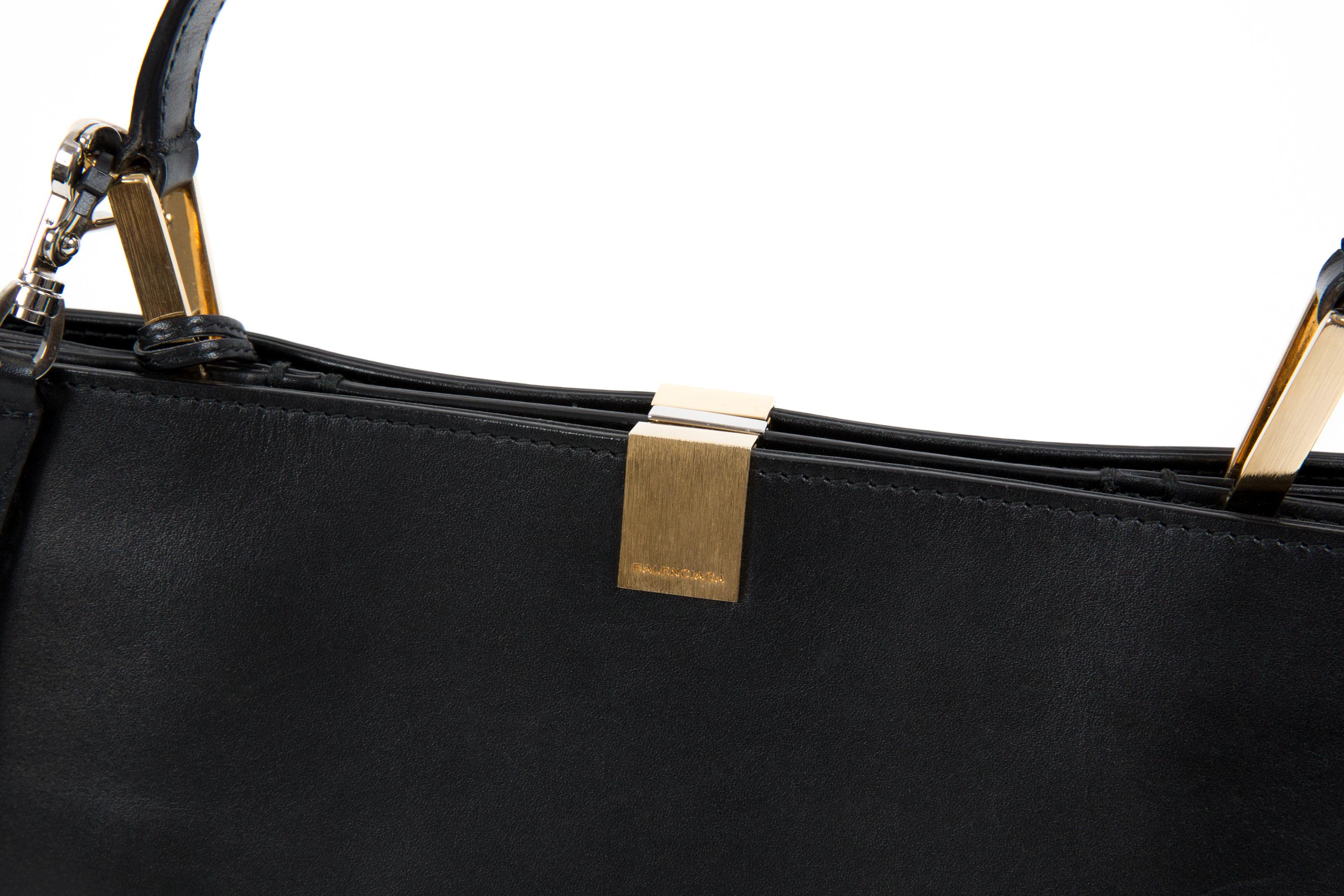 Balenciaga Black Calfskin Handbag Le Dix For Sale 2