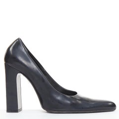 BALENCIAGA escarpin à talon bloc en cuir de veau noir à bout allongé EU37