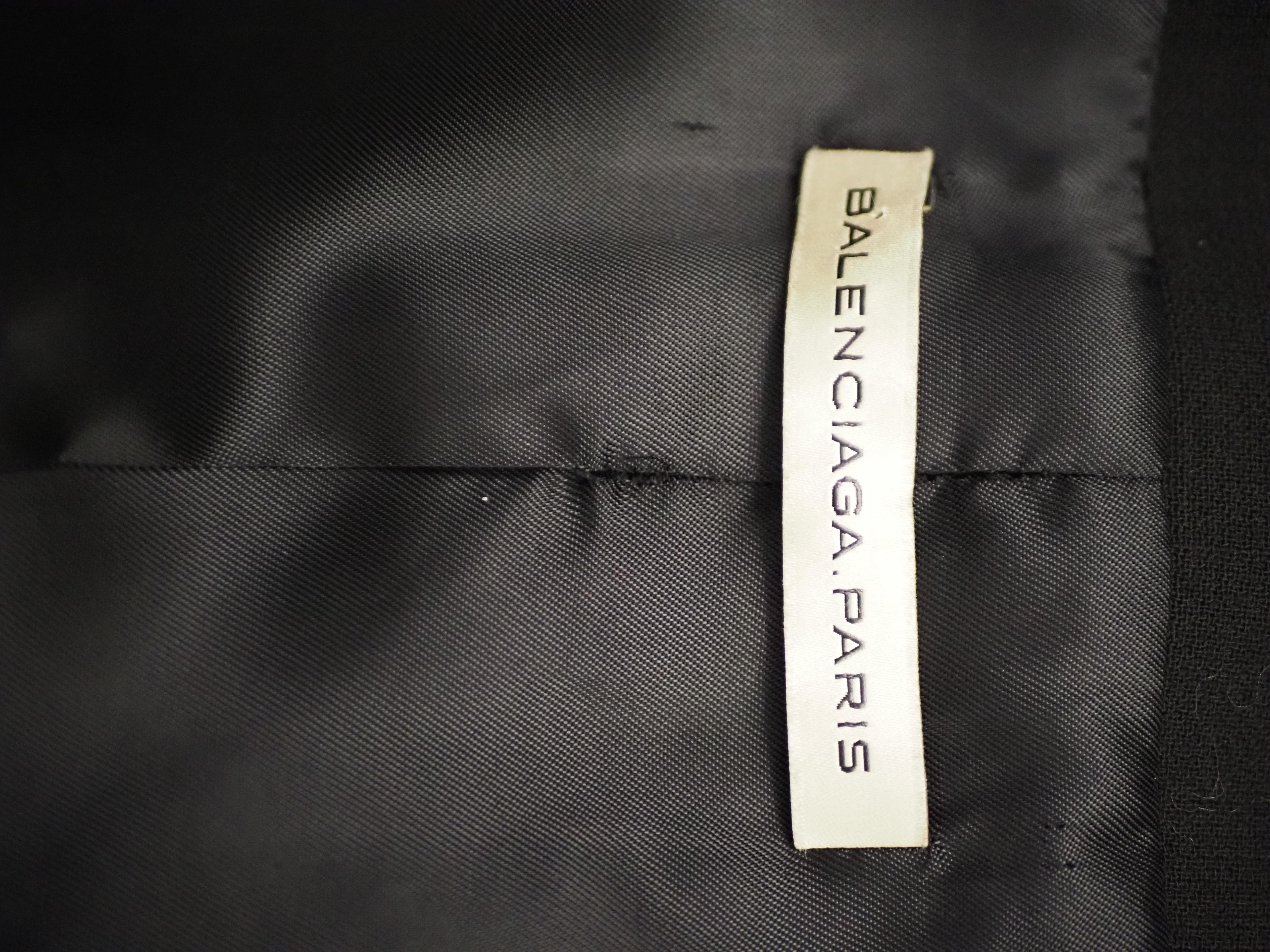 Schwarzer Balenciaga-Mantel  im Angebot 3