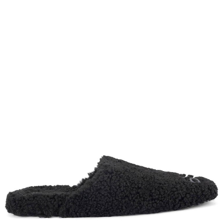 BALENCIAGA black COSY BB FAUX SHEARLING Slippers Flats Shoes  display picture 3