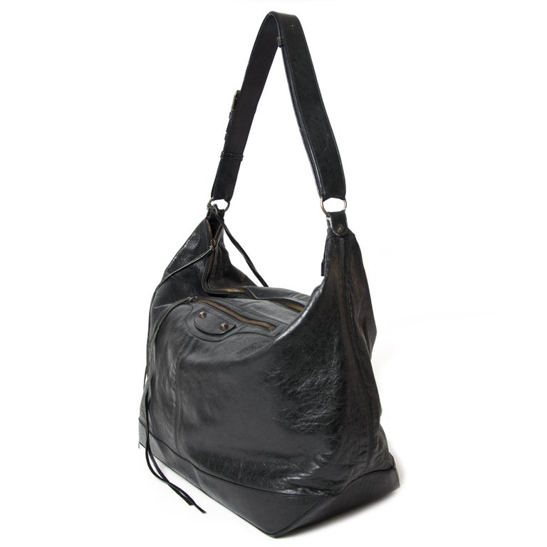 Balenciaga Black Courier Bag at 1stDibs | balenciaga courier bag ...