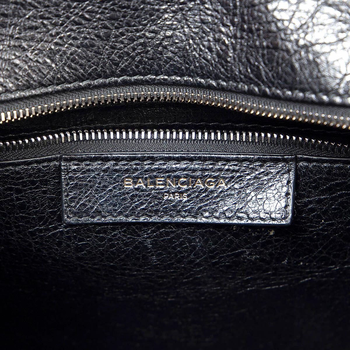 BALENCIAGA black crackled leather SMALL BAZAR Tote Bag For Sale 1