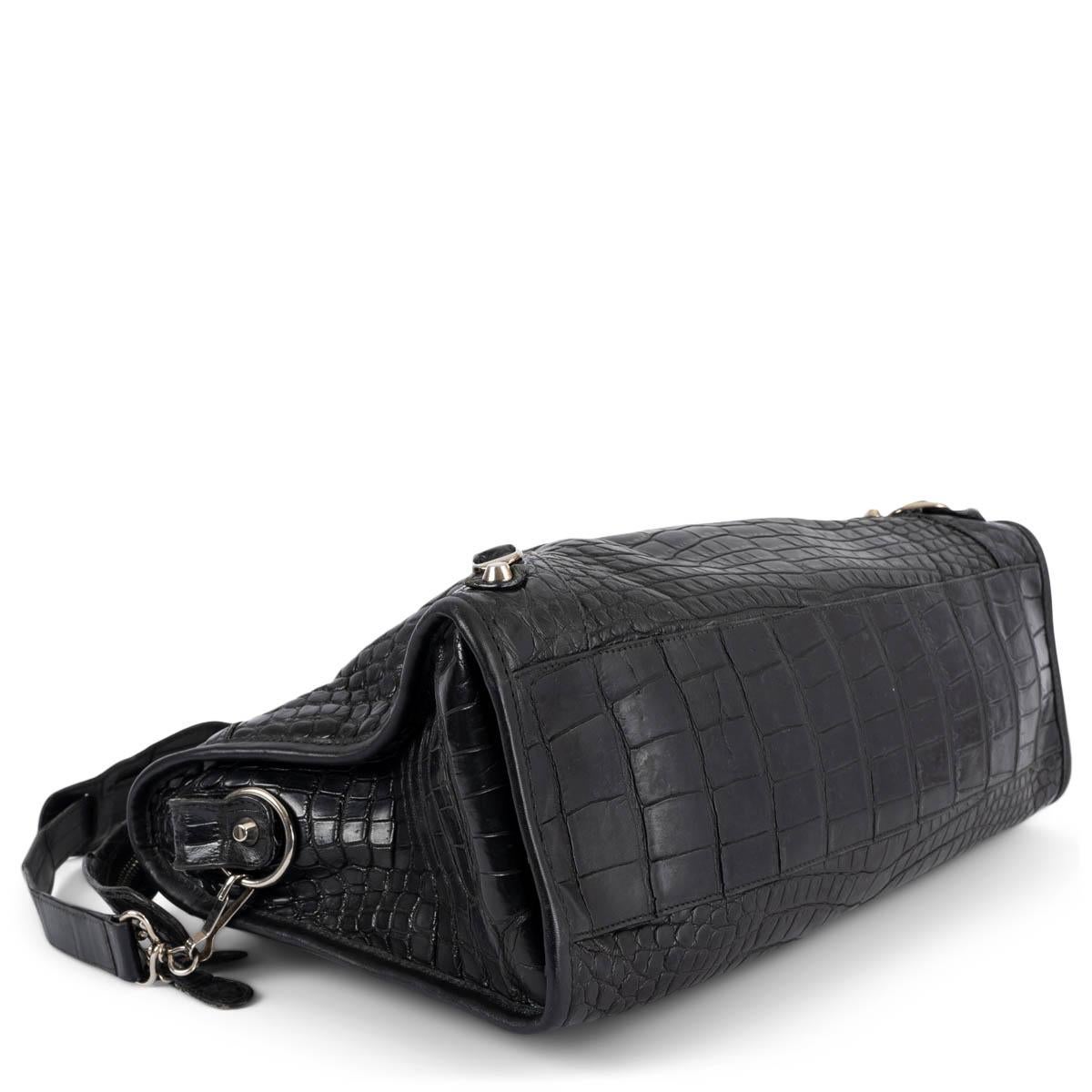 BALENCIAGA black CROCODILE CLASSIC CITY Shoulder Bag In Fair Condition For Sale In Zürich, CH