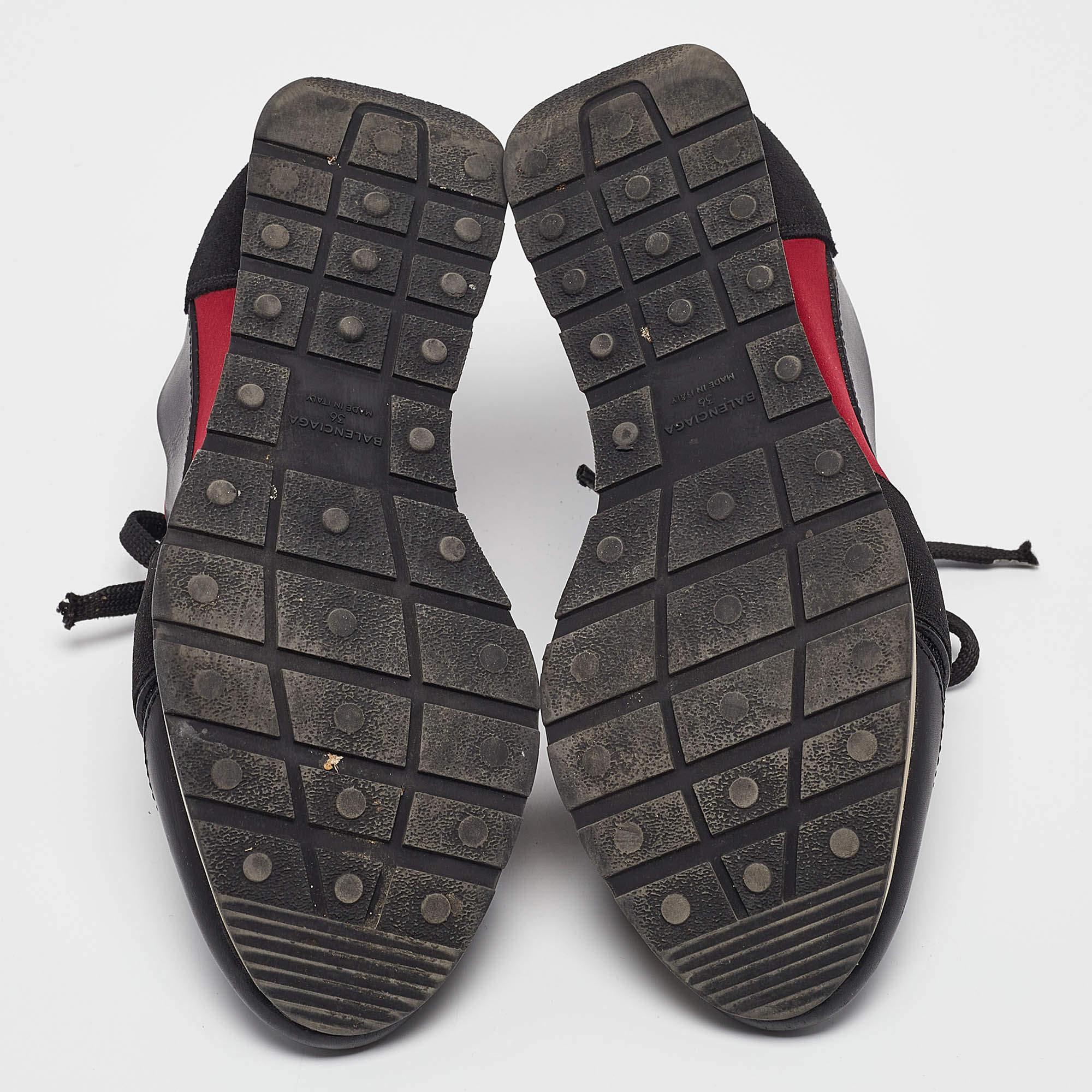 Balenciaga Schwarze Race-Läufer aus Stoff und Leder mit Schnürung aus Leder Größe 36 im Angebot 2