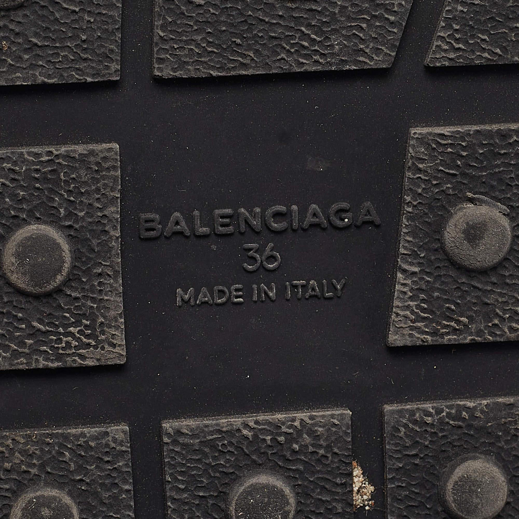 Balenciaga Schwarze Race-Läufer aus Stoff und Leder mit Schnürung aus Leder Größe 36 im Angebot 3