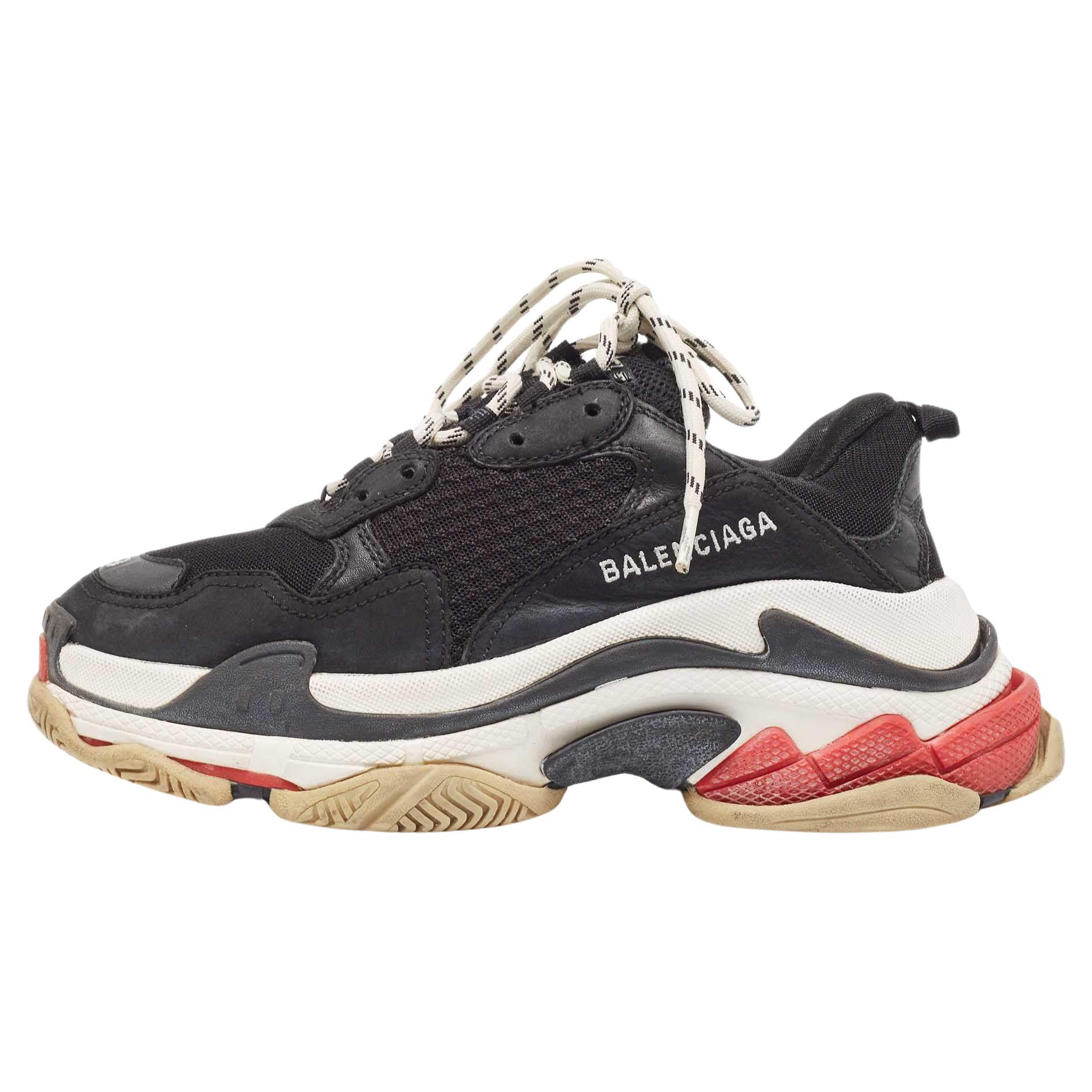 Balenciaga Black Faux Leather and Mesh Triple S Sneakers Size 39 For Sale
