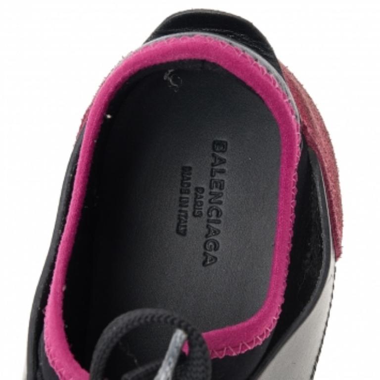 Balenciaga Black/Fuchsia Leather And Mesh Race Runner Sneakers Size 37 en vente 2