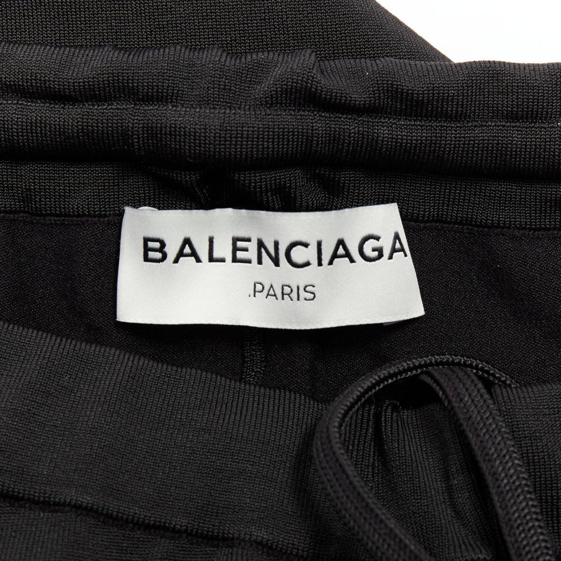 BALENCIAGA black hidden drawstring knee darts cropped jogger pants en venta 3