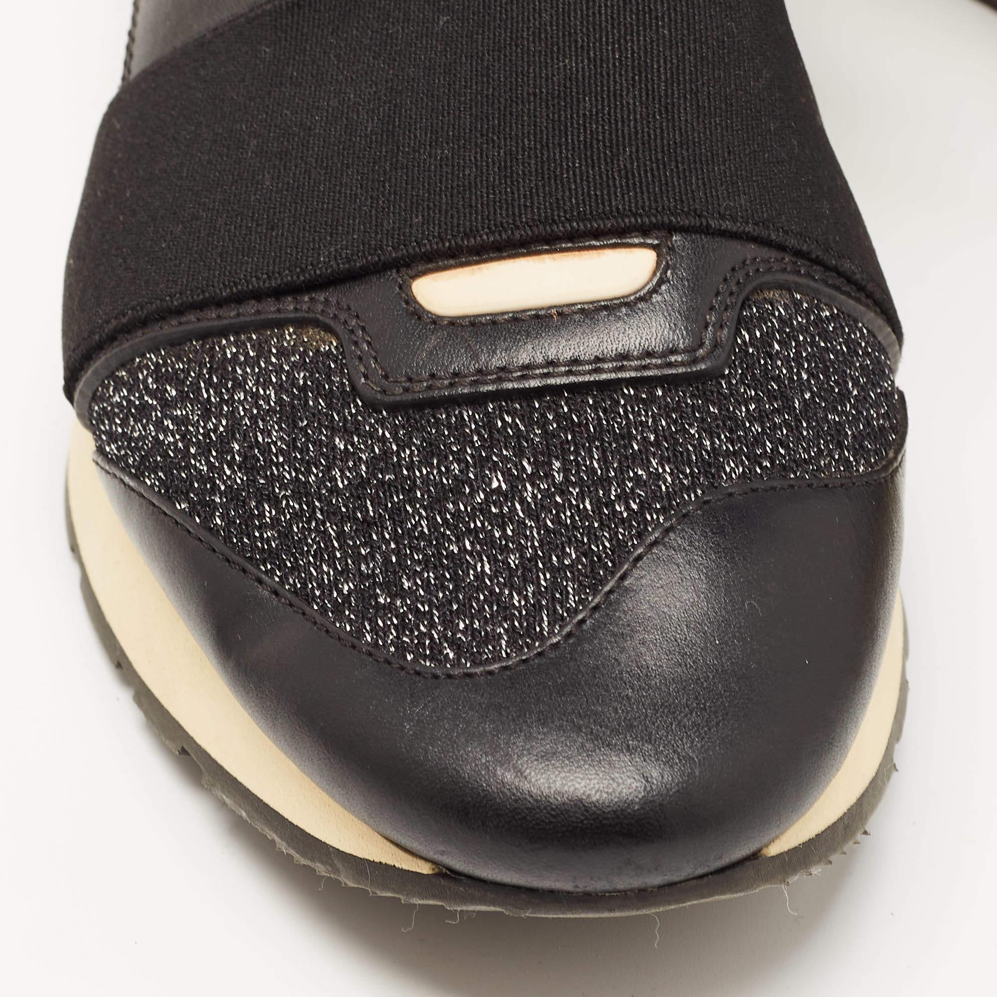 Balenciaga Black Knit Fabric and Leather Race Runner Low Top Sneakers Size 38 For Sale 4