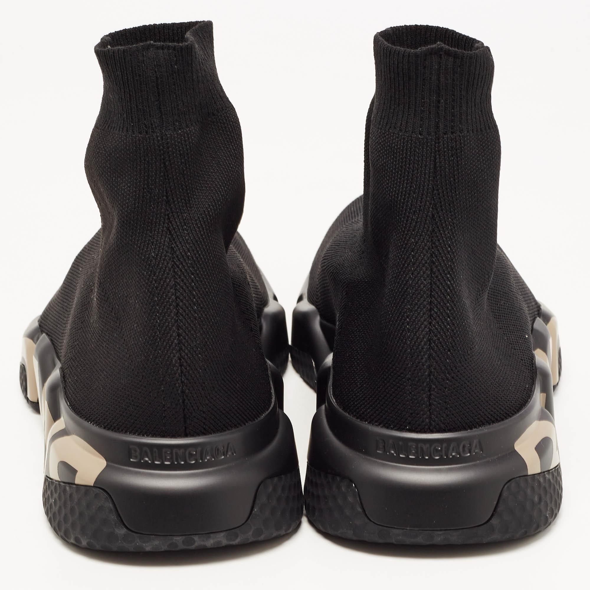 Let this comfortable pair be your first choice when you're out for a long day. These Balenciaga shoes have well-sewn uppers beautifully set on durable soles.

Includes: Original Box, Info Booklet, Original Dustbag