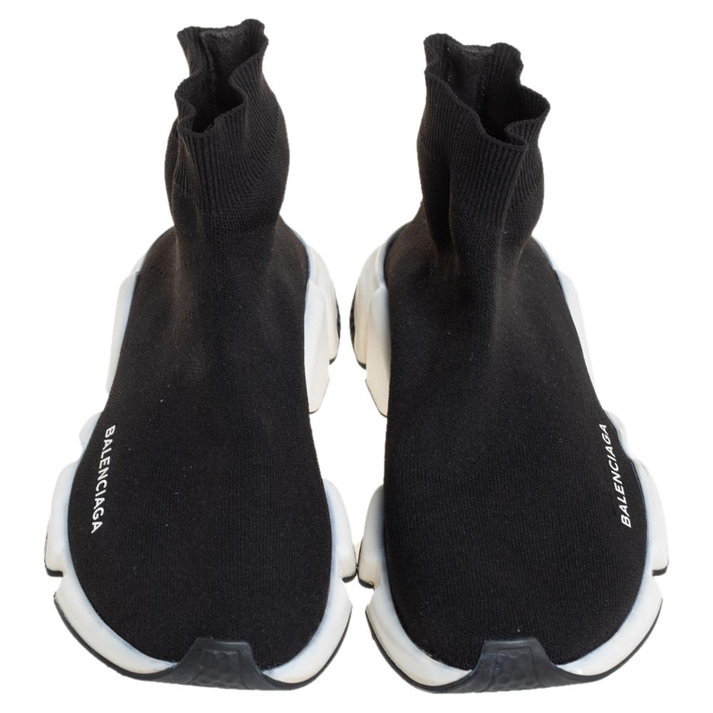 Celebrating the fusion of sports and fashion, these Balenciaga Speed sneakers are absolutely worth the splurge. They are laceless and well-crafted with breathable knit fabric in a sock style. Fully equipped to give you the best experience, this