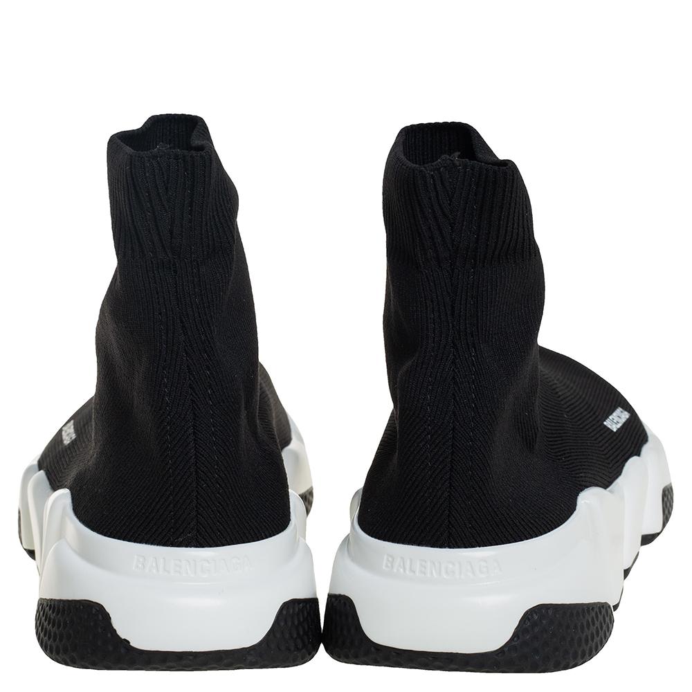 Celebrating the fusion of sports and luxury fashion, these Balenciaga Speed sneakers are absolutely worth the splurge. They are laceless and so well-crafted with knit fabric in a sock style. Fully equipped to give you the best experience, this