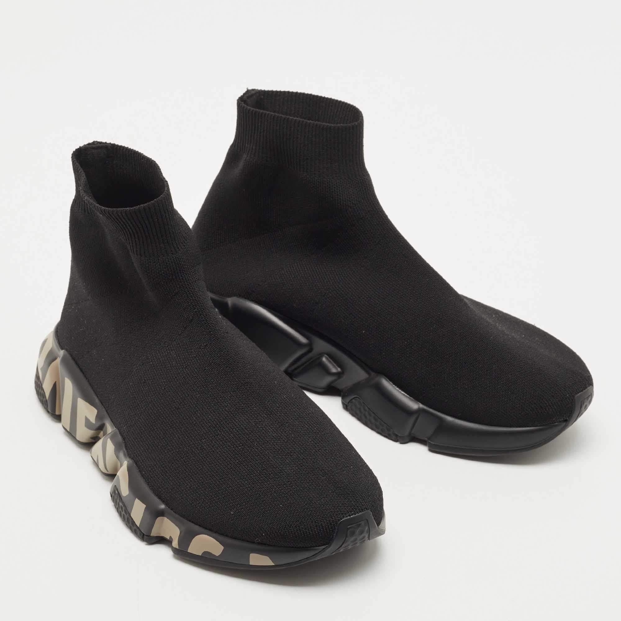 Balenciaga Black Knit Fabric Speed Trainer Sneakers  In Excellent Condition In Dubai, Al Qouz 2