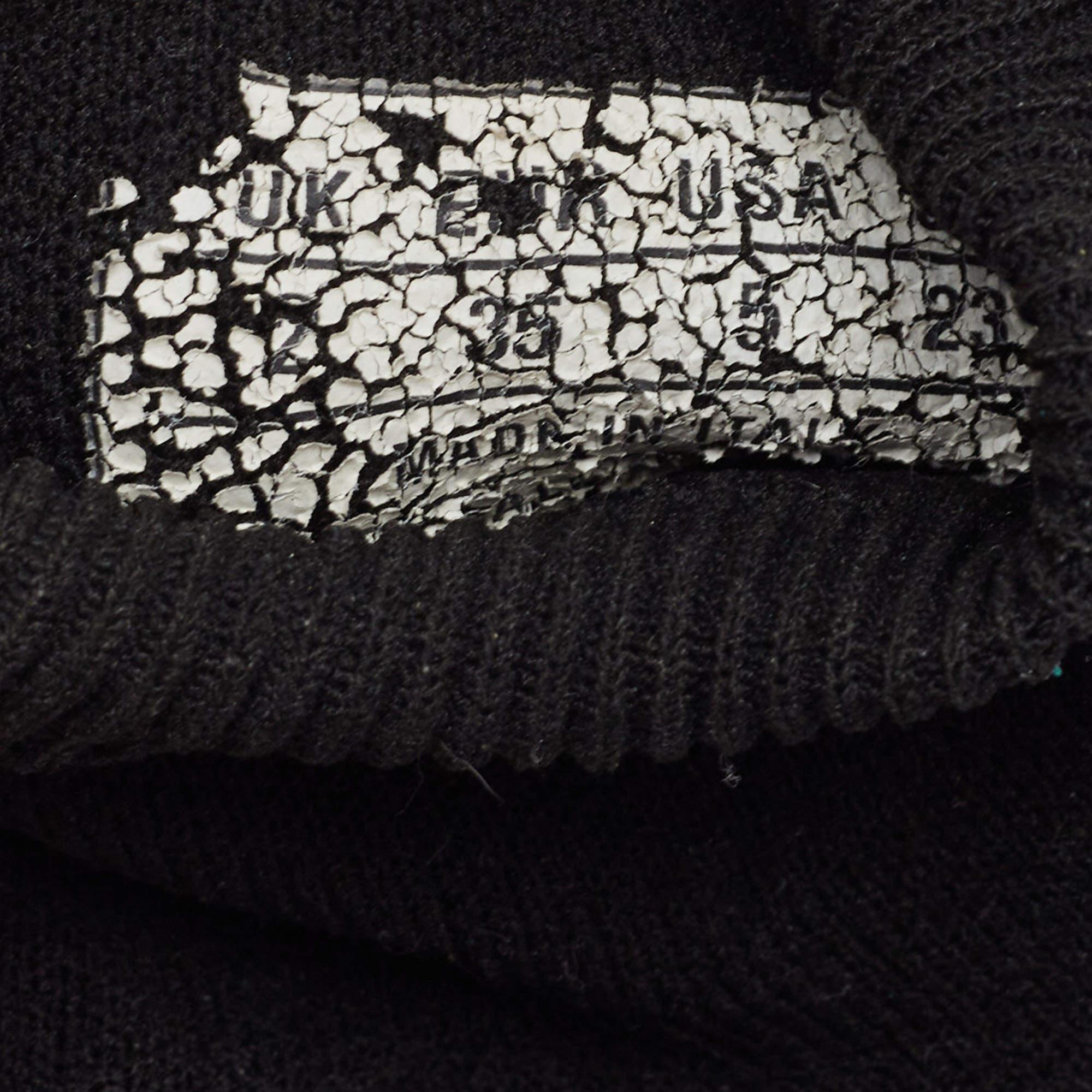Women's Balenciaga Black Knit Fabric Speed Trainer Sneakers Size 35 For Sale