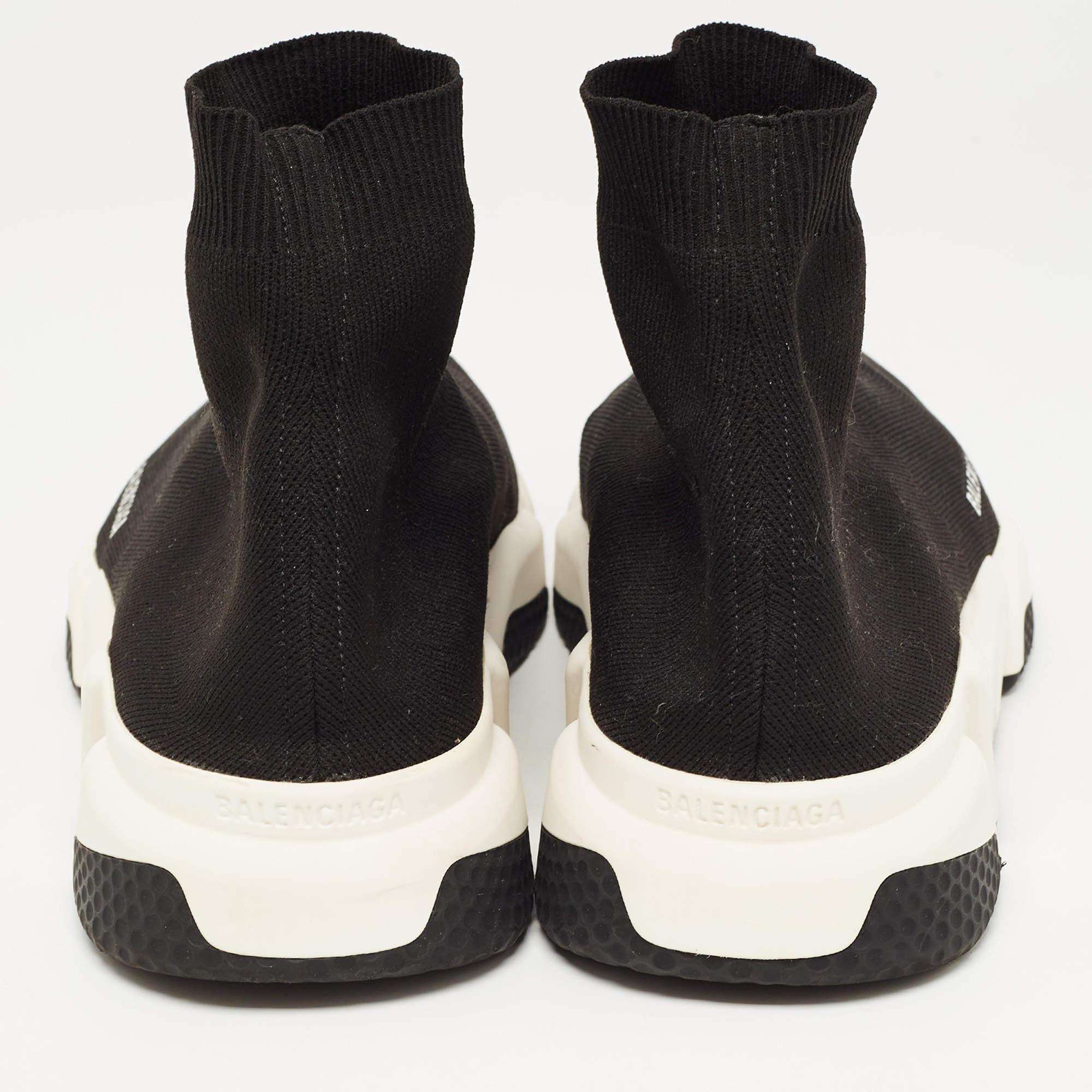 Balenciaga Black Knit Fabric Speed Trainer Sneakers Size 44 In Excellent Condition In Dubai, Al Qouz 2