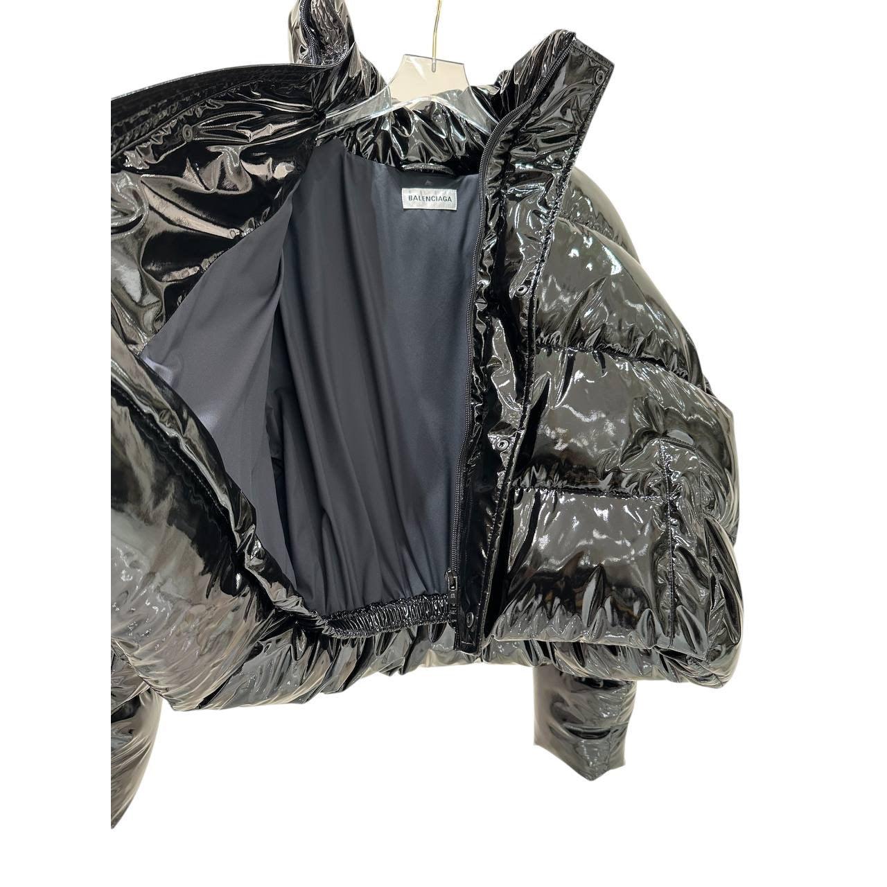 Noir Balenciaga Black Lacquered Puffer Jacket - Size 38 en vente