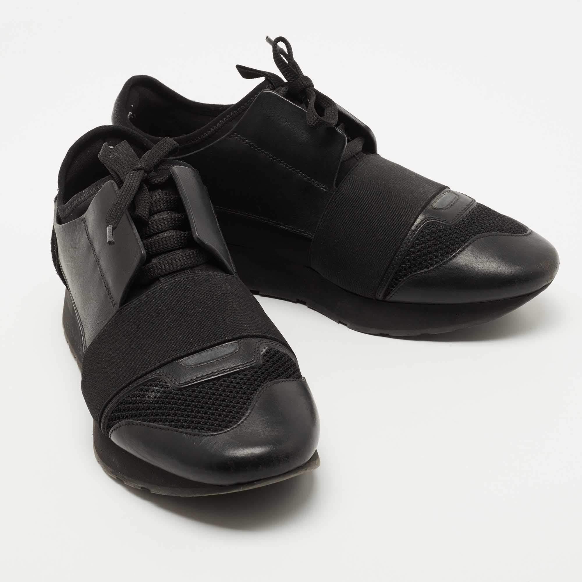 Balenciaga Black Leather and Fabric Race Runner Sneakers Size 39 In Good Condition In Dubai, Al Qouz 2