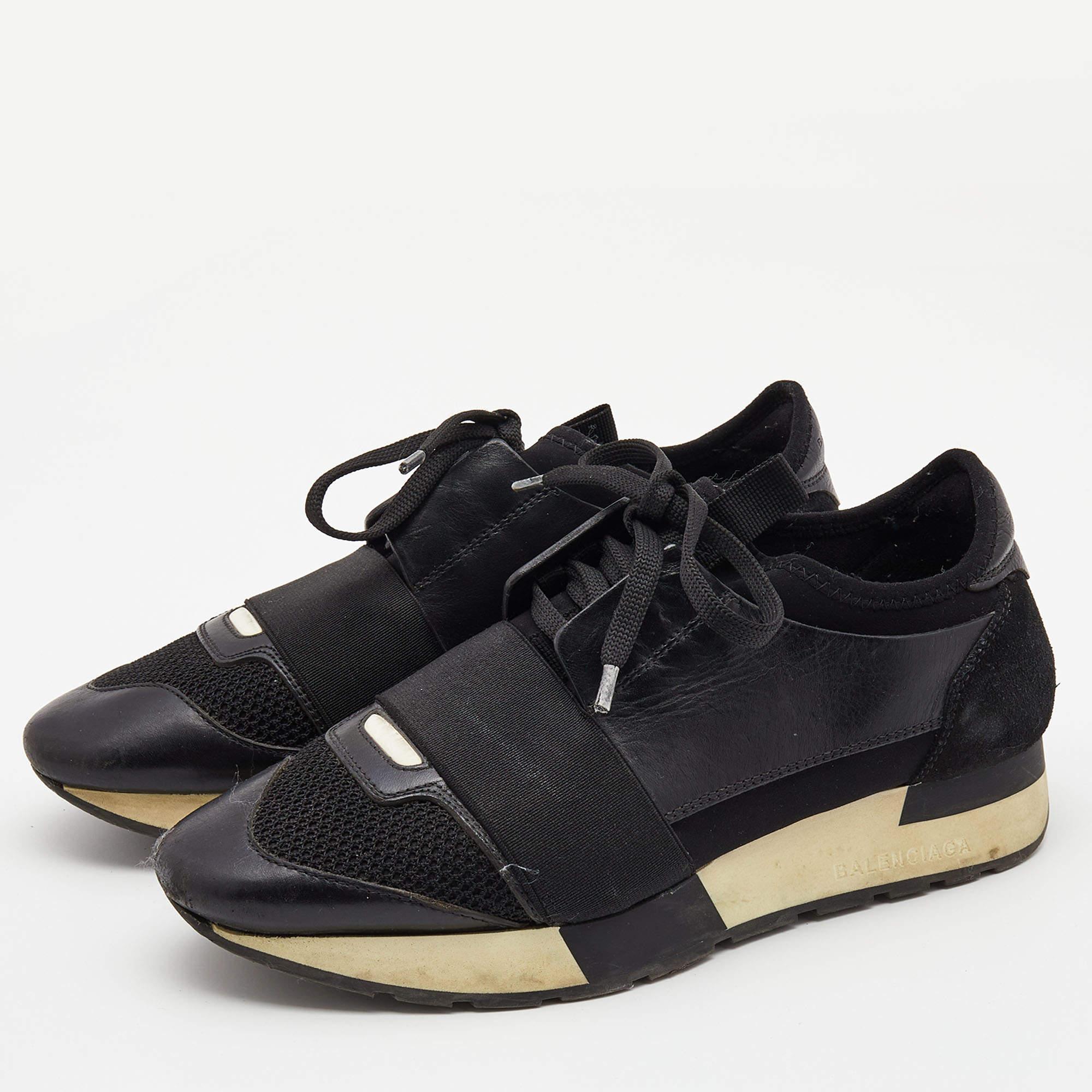 Women's Balenciaga Black Leather and Mesh Race Runner Low Top Sneakers Size 37 For Sale