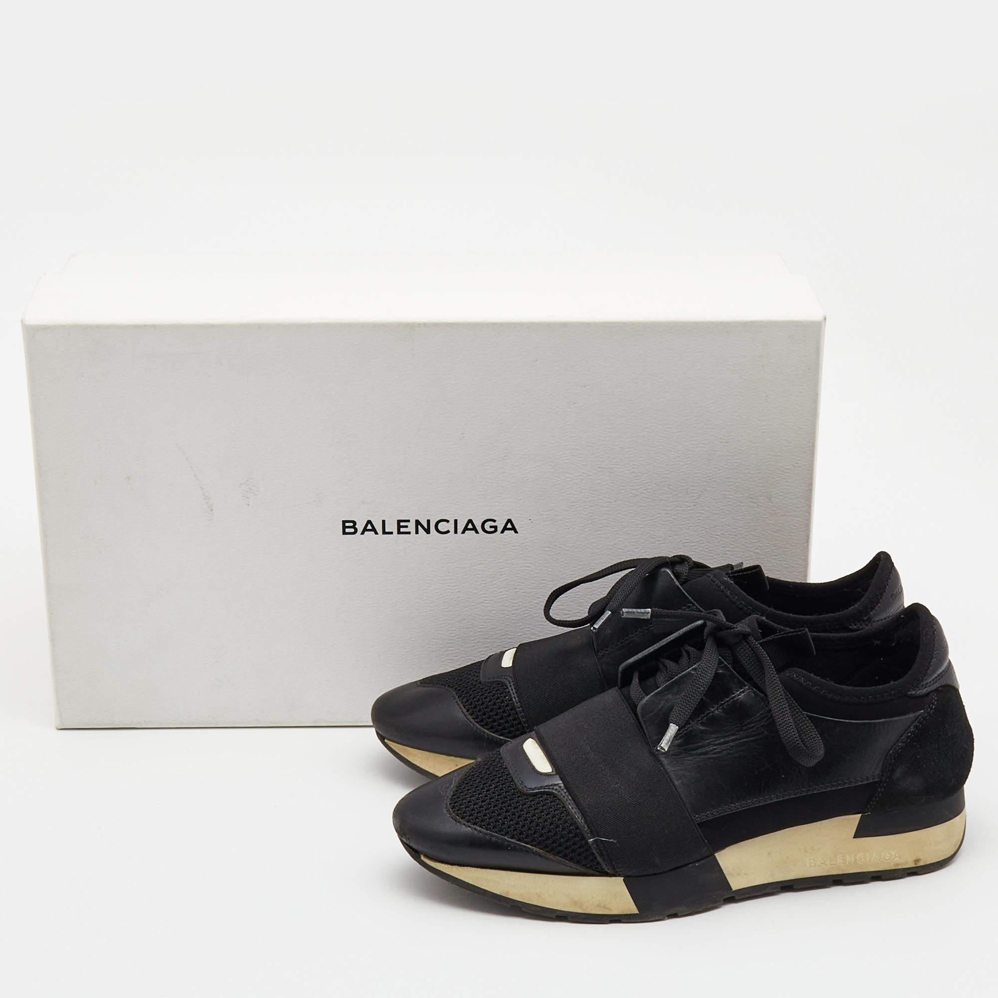 Balenciaga Black Leather and Mesh Race Runner Low Top Sneakers Size 37 For Sale 2