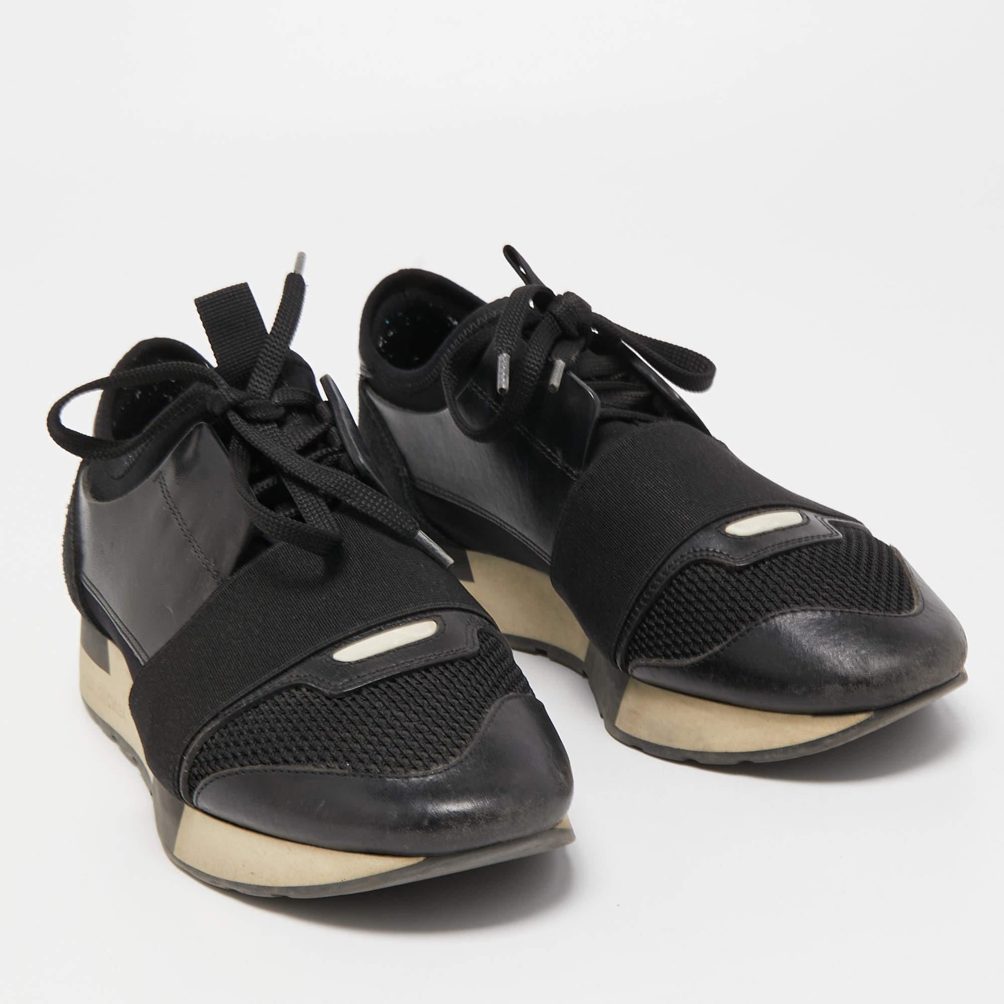 Noir Balenciaga - Baskets de course en cuir et maille noires, taille 37 en vente