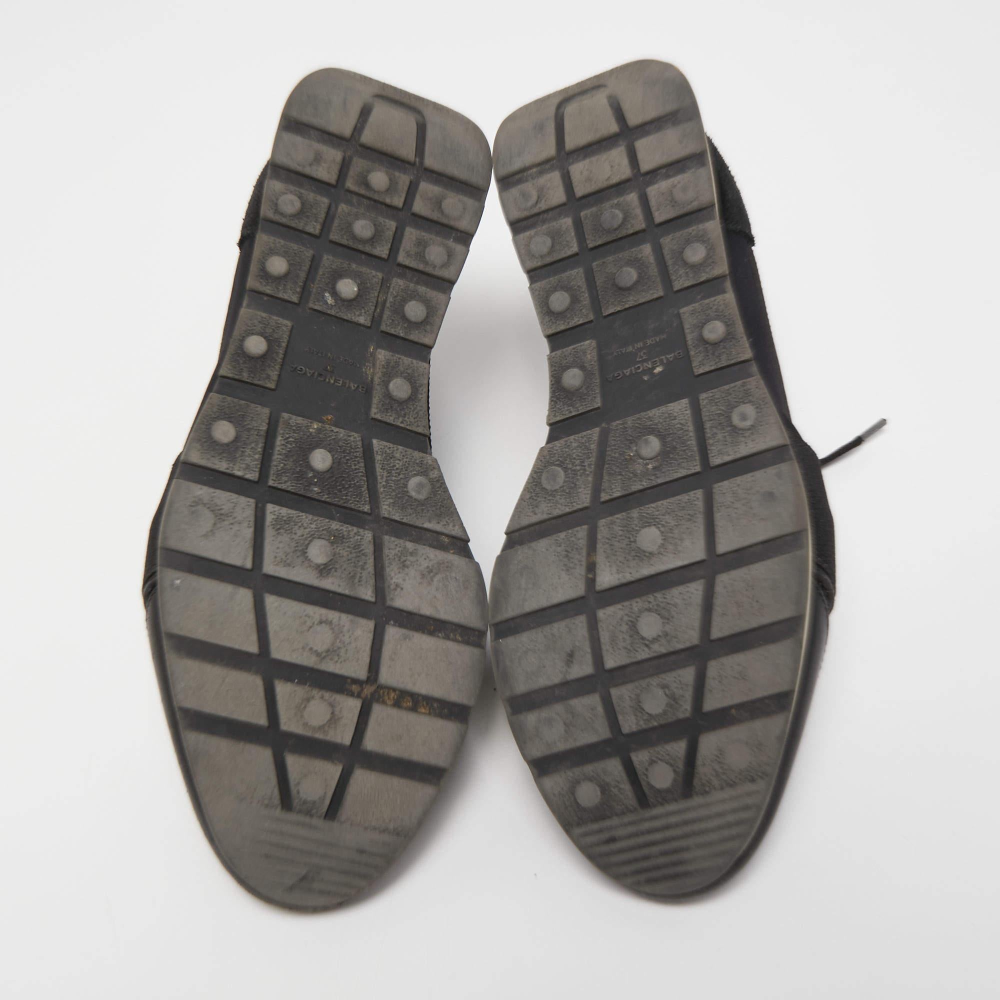 Balenciaga - Baskets de course en cuir et maille noires, taille 37 en vente 1