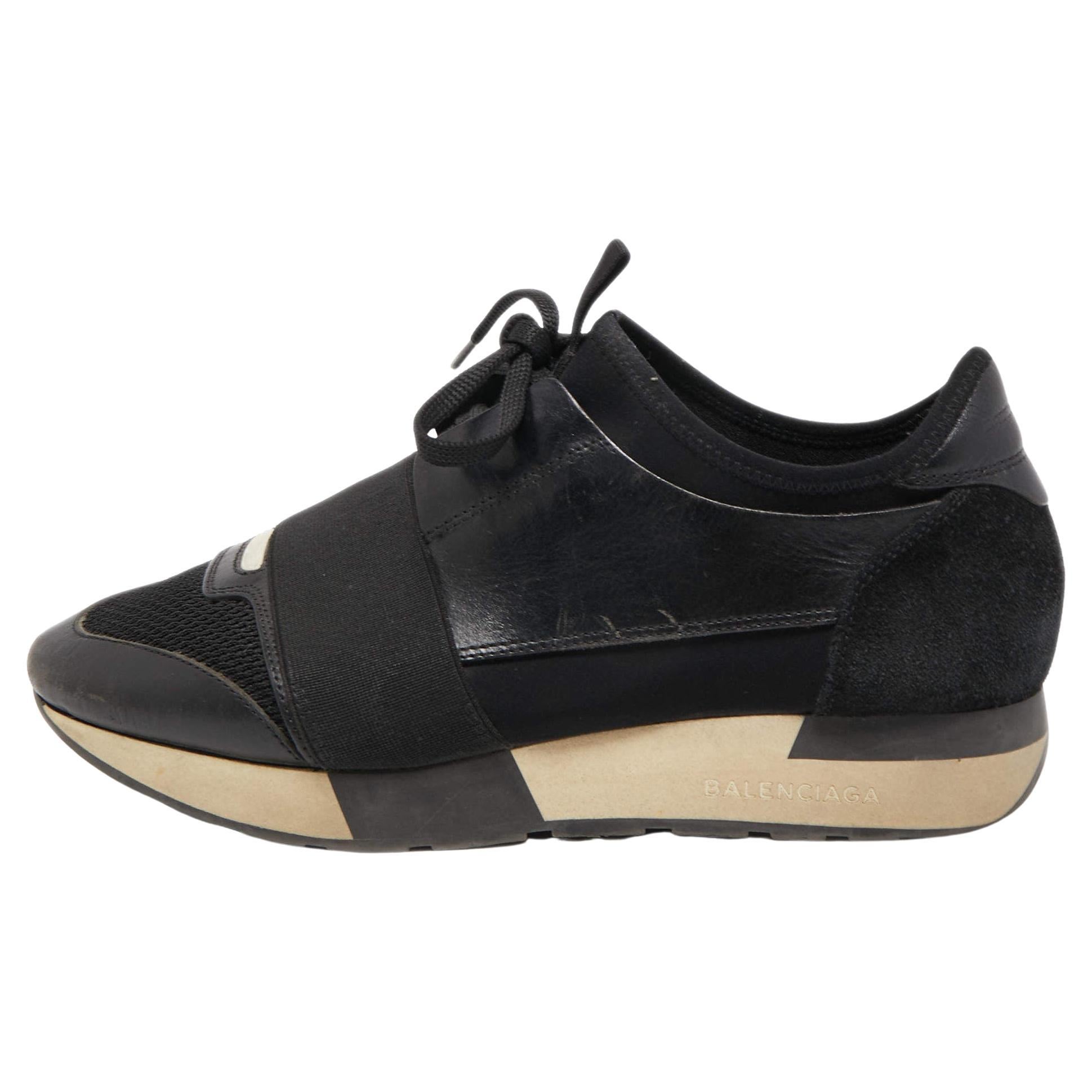 Balenciaga - Baskets de course en cuir et maille noires, taille 37 en vente