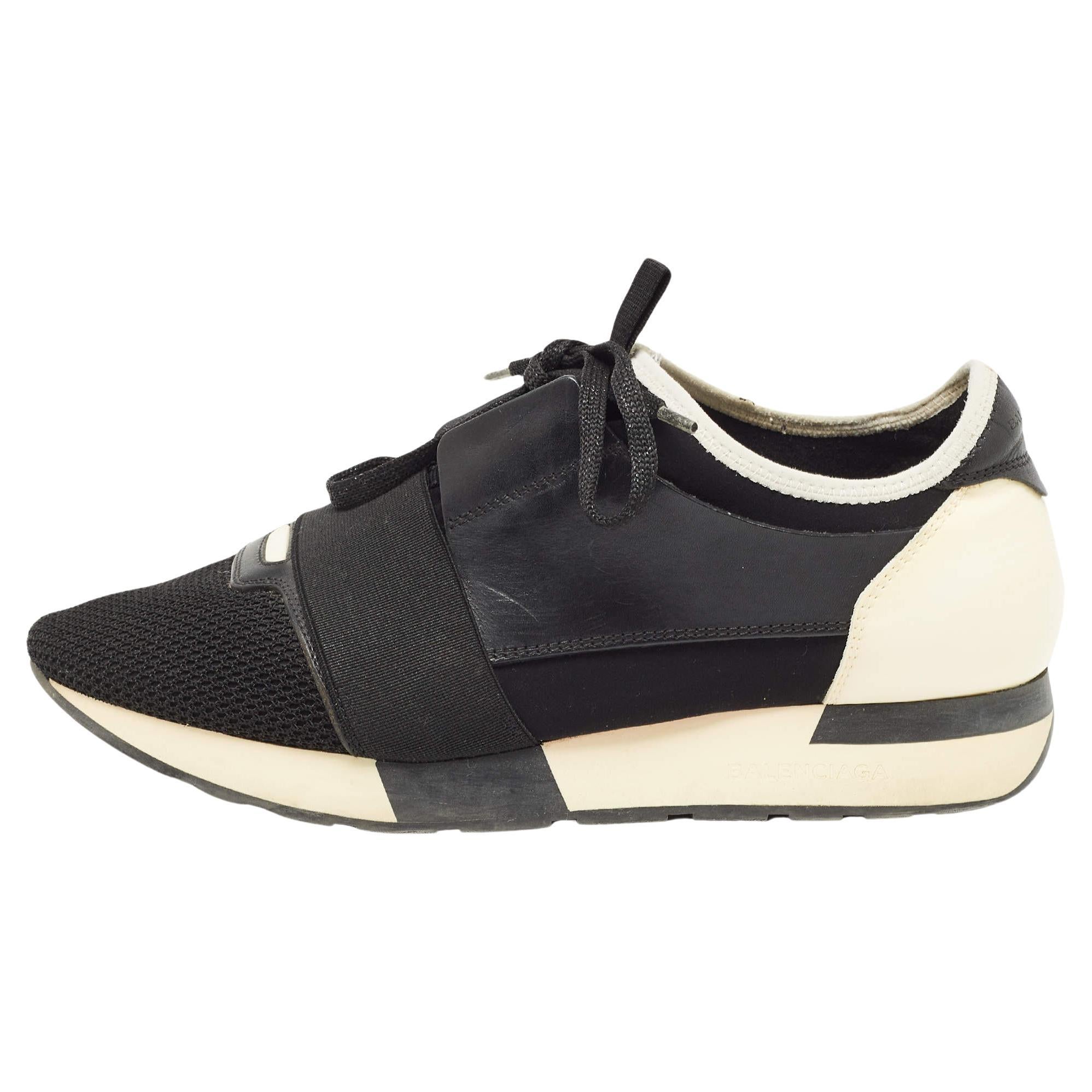 Balenciaga Black Leather and Mesh Race Runner Sneakers Size 40 For Sale