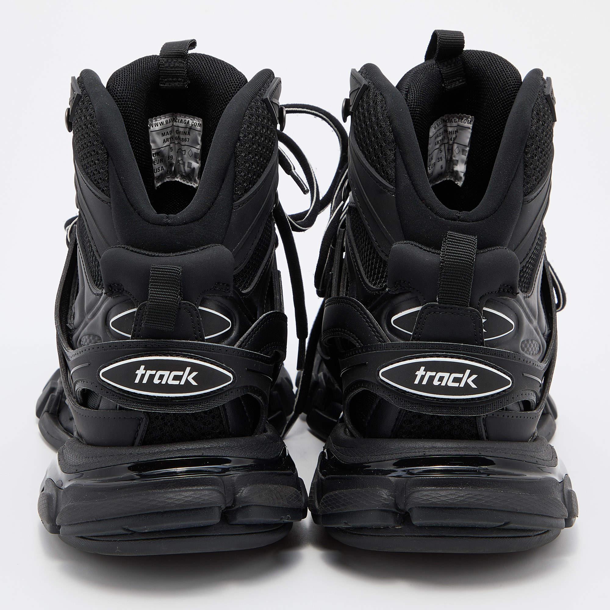 Balenciaga Black Leather and Mesh Track Hike Sneakers Size 39 In Good Condition In Dubai, Al Qouz 2