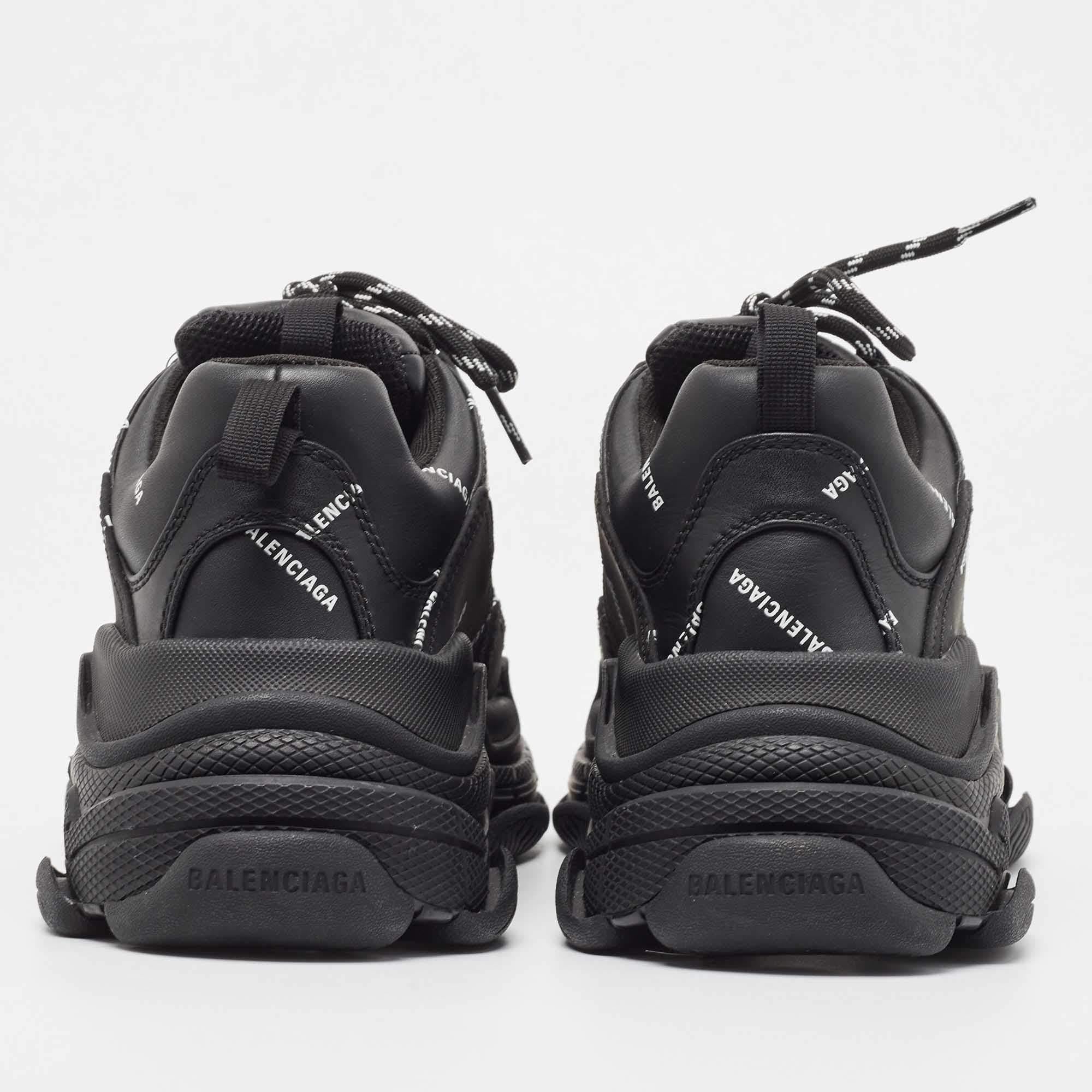 Balenciaga Black Leather and Nubuck Allover Logo Triple S Sneakers Size 40 For Sale 1