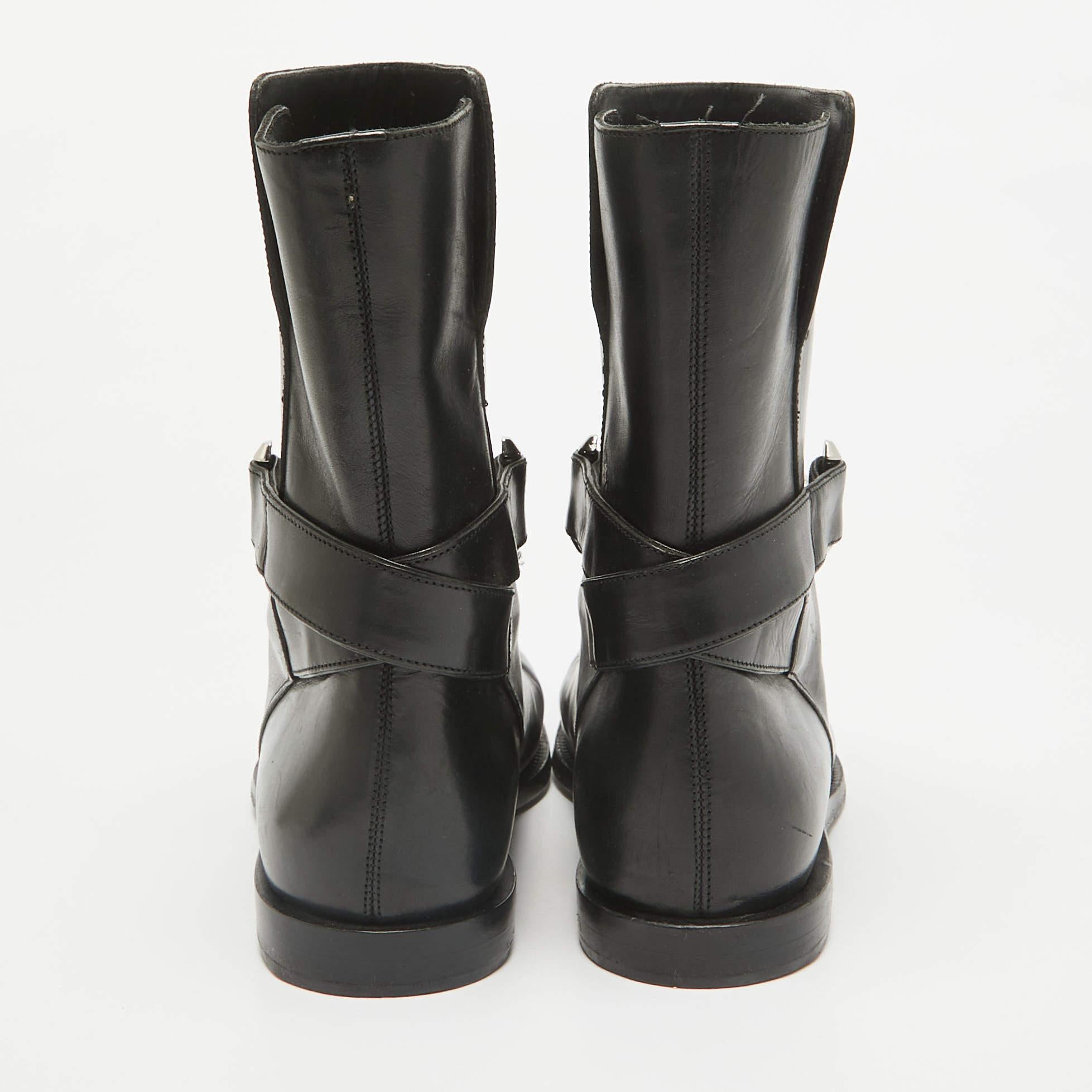 Balenciaga Black Leather Ankle Length Boots Size 41 For Sale 1