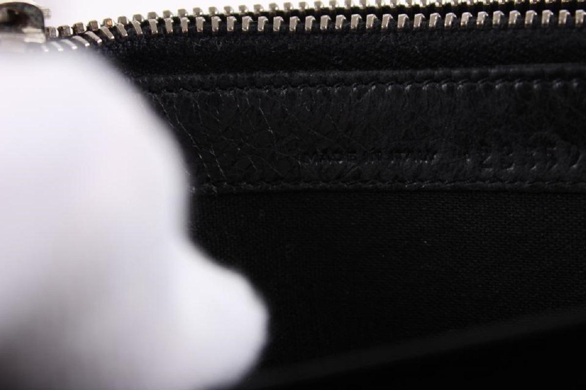 Balenciaga Black Leather Arena Wallet Long Flap 10BAL1221 In Good Condition In Dix hills, NY