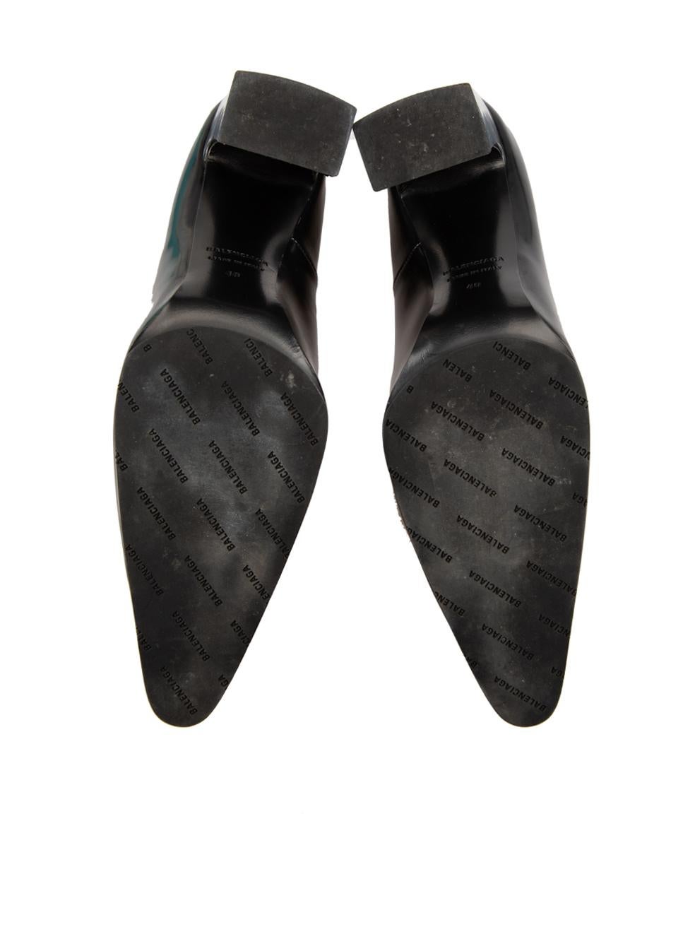 Women's Balenciaga Black Leather Block Heel Pumps Size IT 40 For Sale