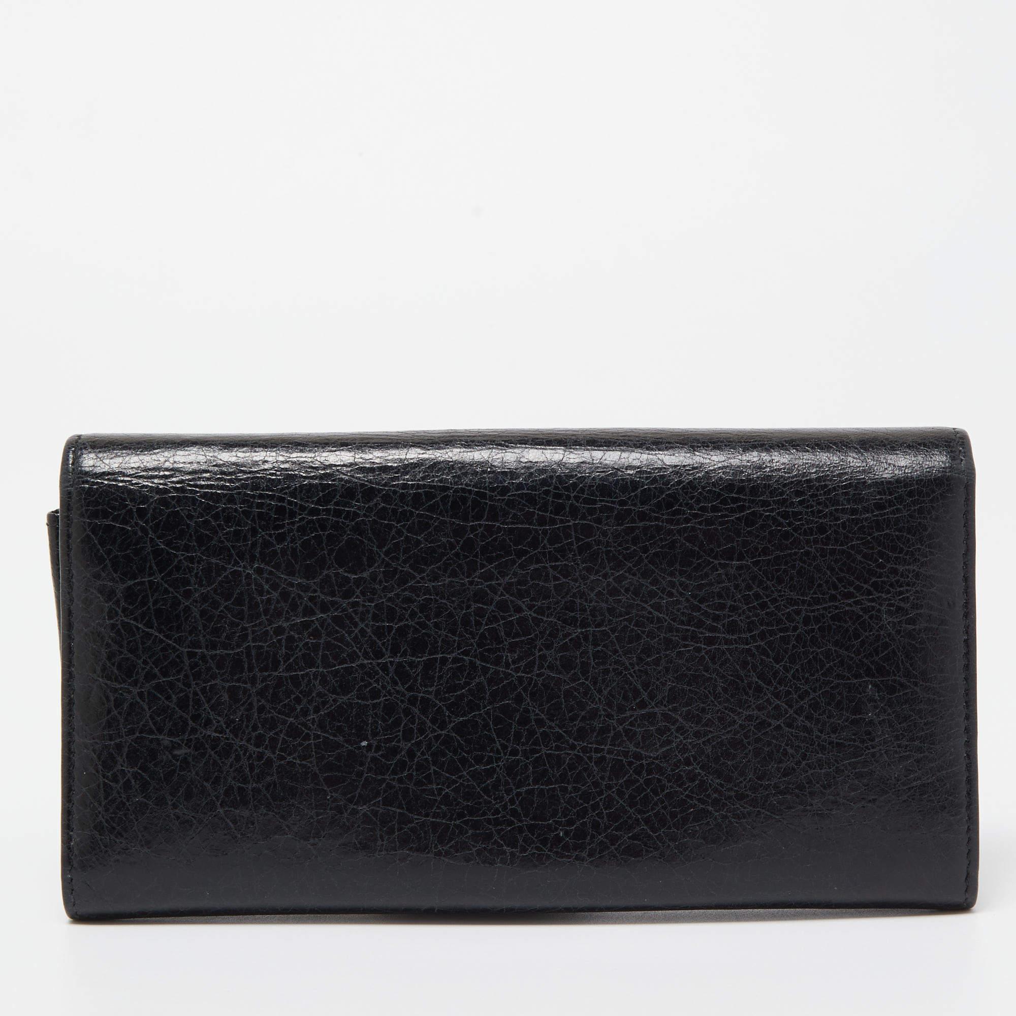 Balenciaga Black Leather City Flap Continental Wallet In Good Condition In Dubai, Al Qouz 2