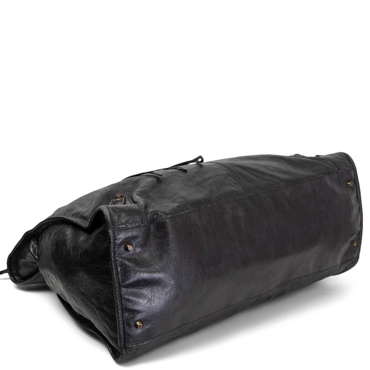 large balenciaga bag